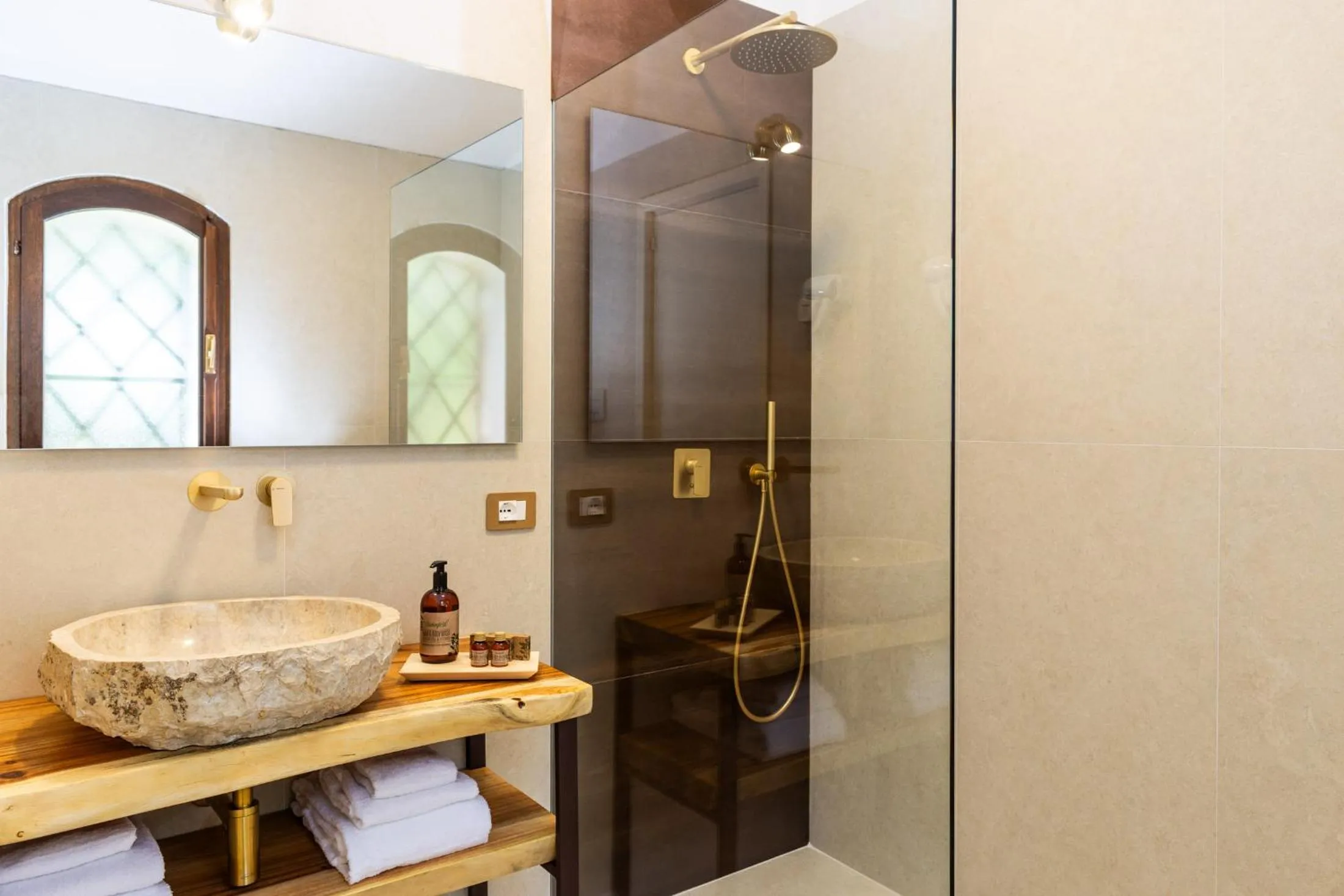 La Jacia Hotel & Resort