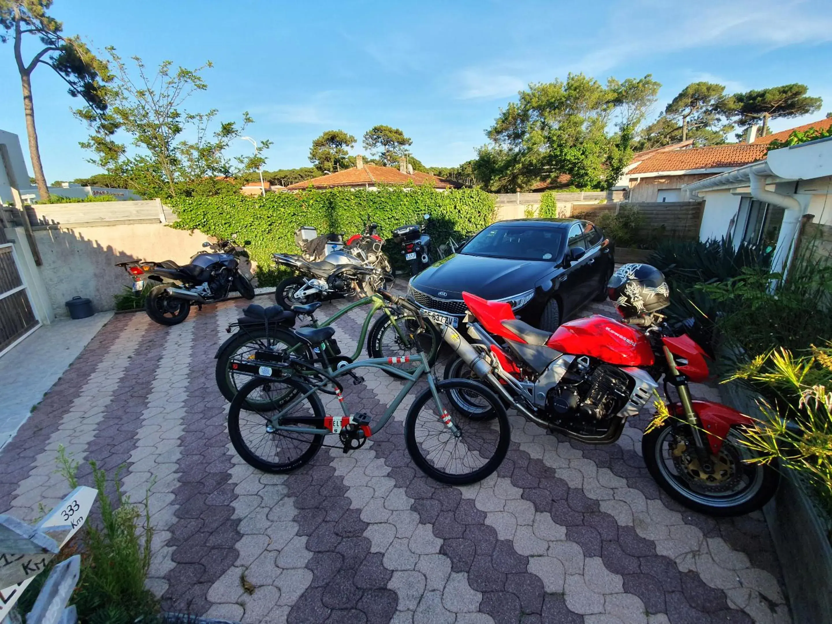 Property building in La Maison Bisca Property building in La Maison Bisca