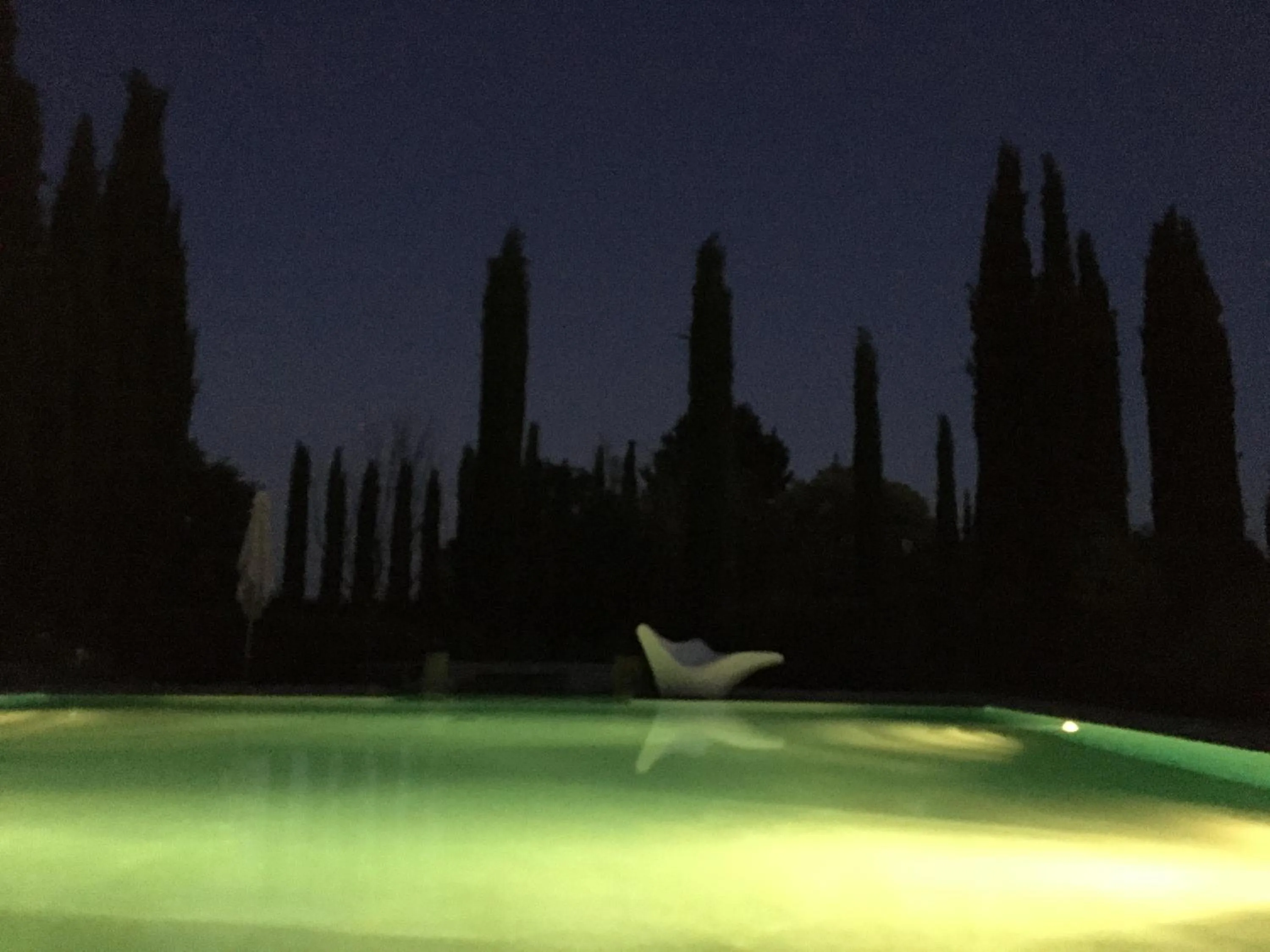 Swimming pool in B&B Chambre de Julie Le Jardin