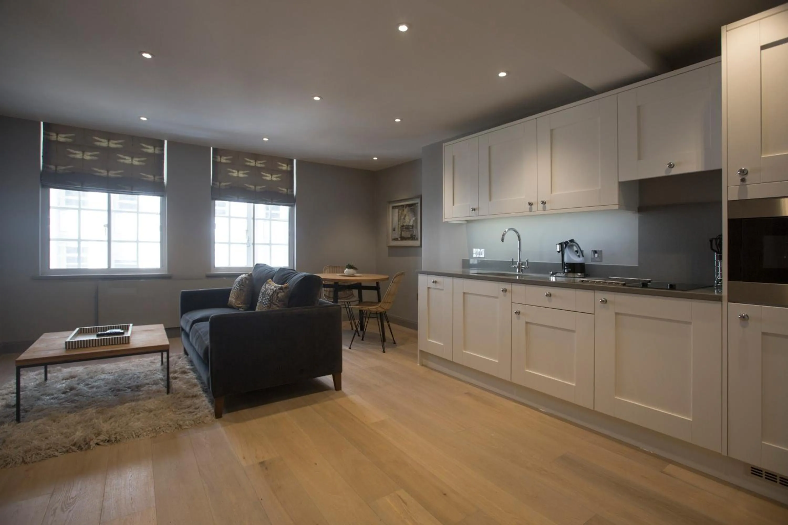 Coffee/tea facilities in No.8 Waterloo Street