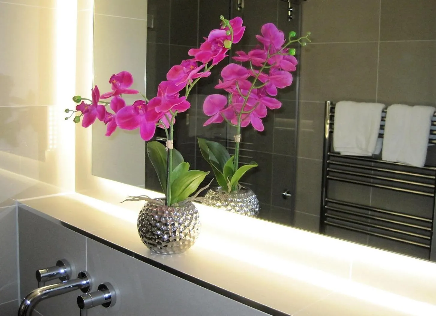 Bathroom in No.8 Waterloo Street