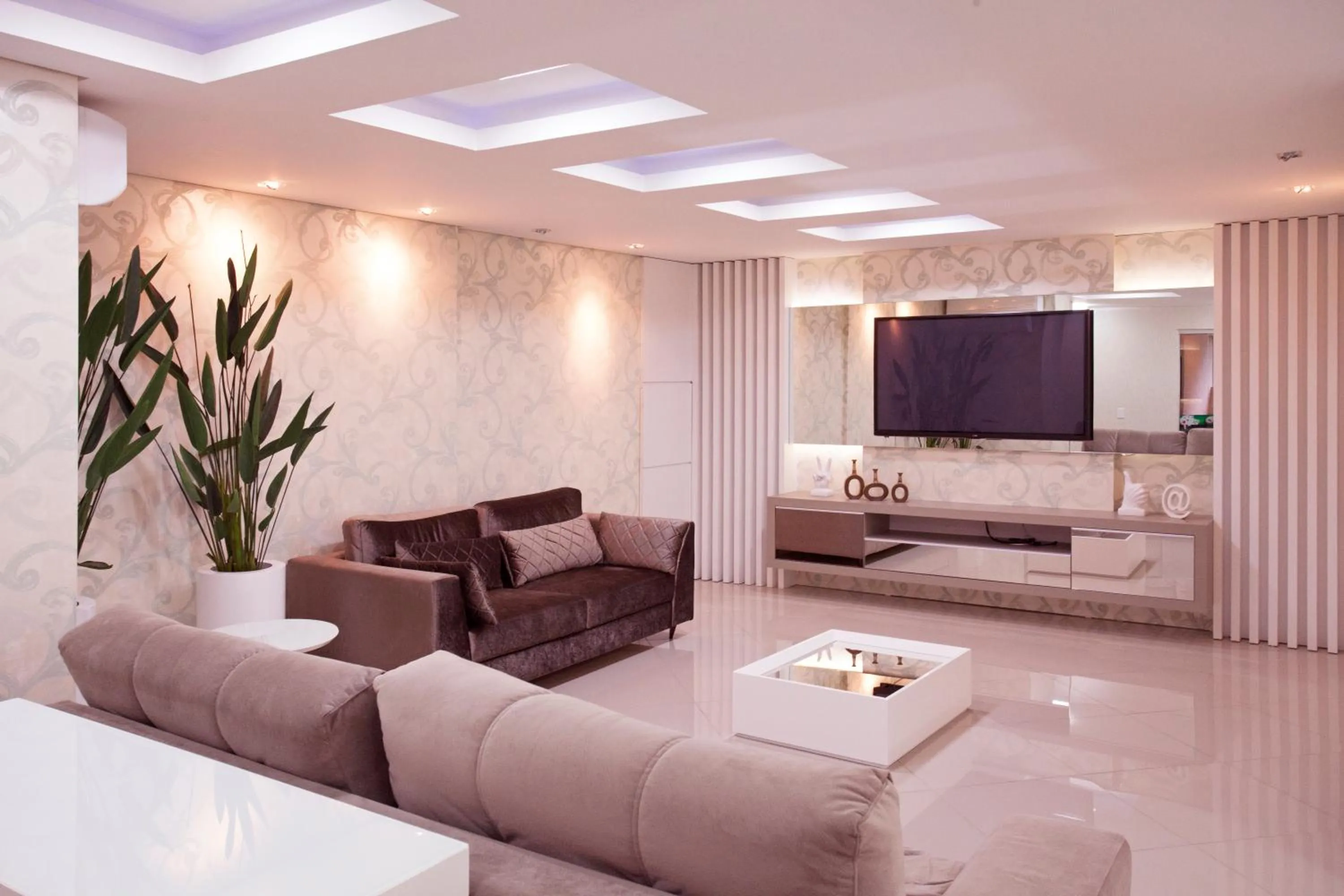 Communal lounge/ TV room in Hotel Paraiso