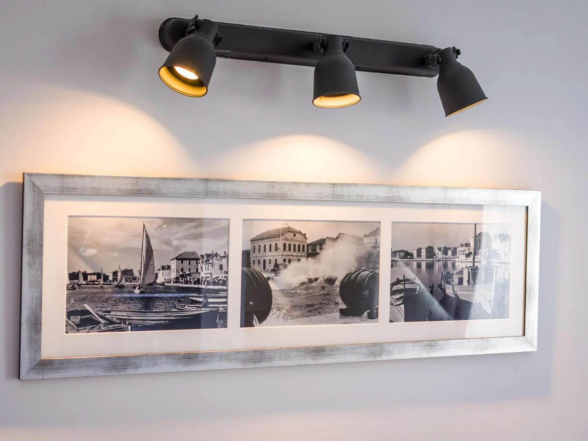 Decorative detail in Navis Luxury Apartments