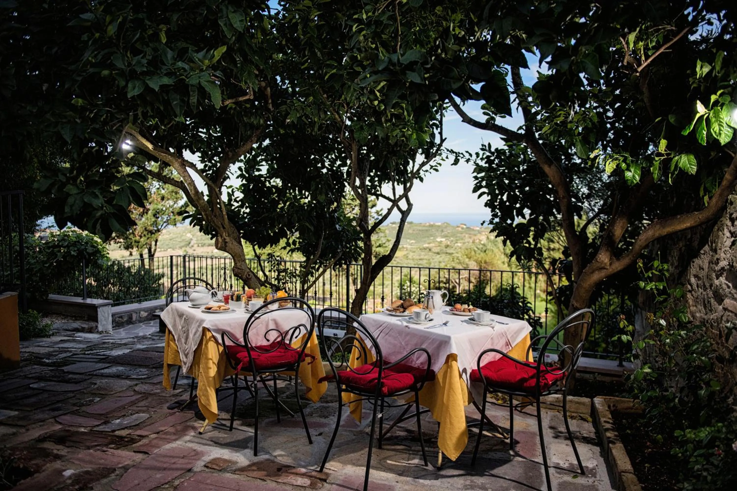 Patio in Hotel Villa Gli Asfodeli