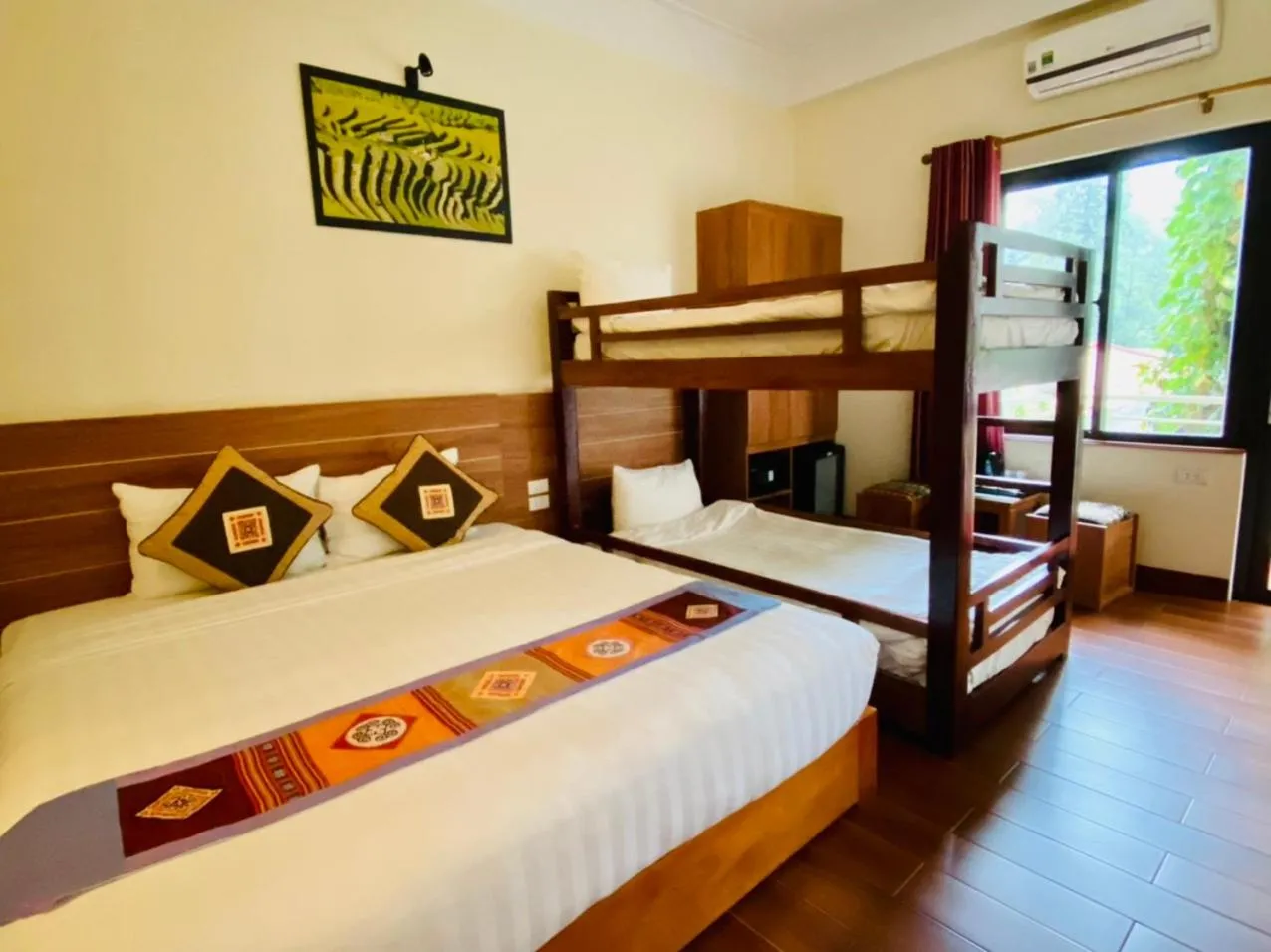 Bed in Sapa Garden Hotel