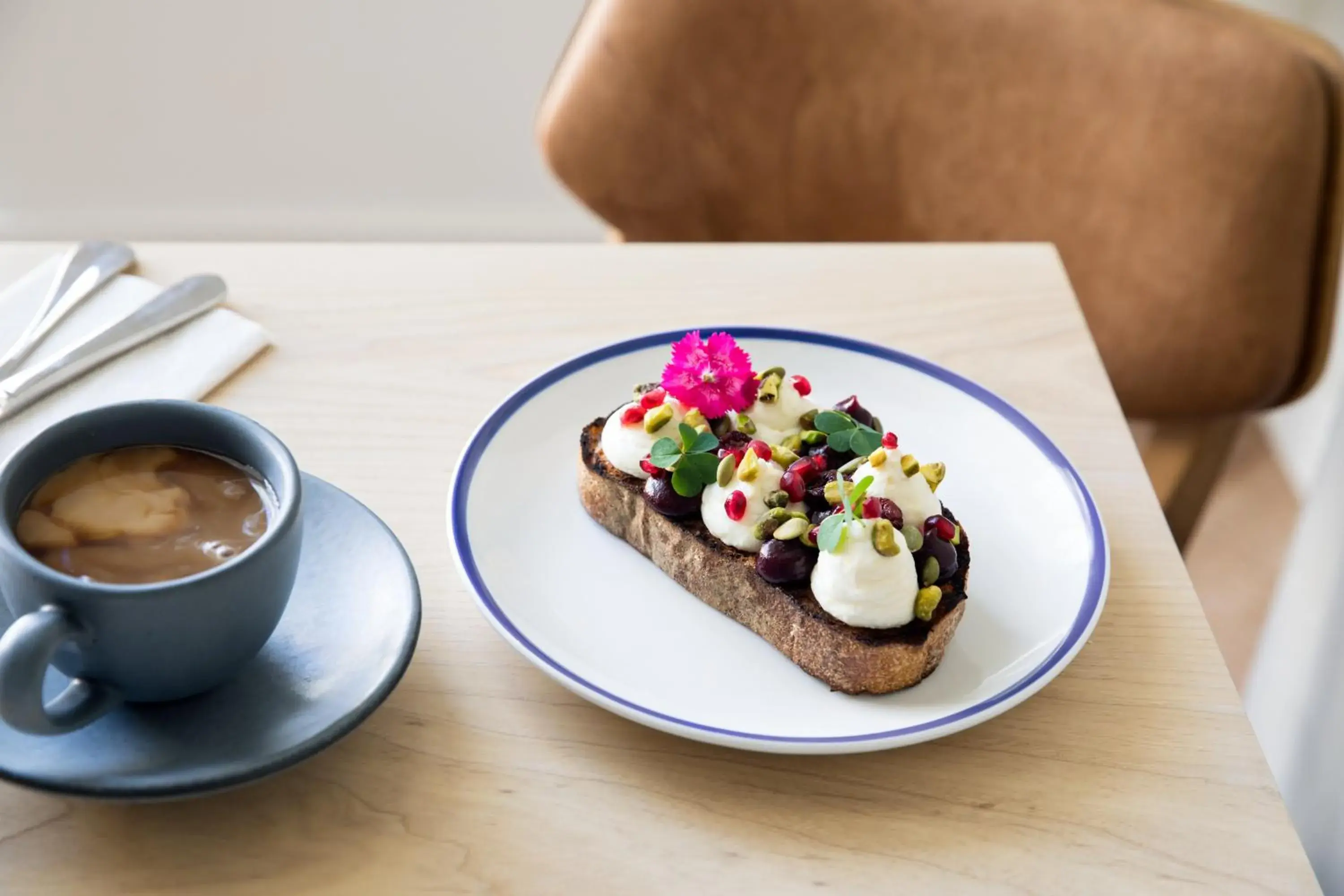 Restaurant/places to eat in Kimpton Rowan Palm Springs Hotel by IHG Restaurant/places to eat in Kimpton Rowan Palm Springs Hotel by IHG