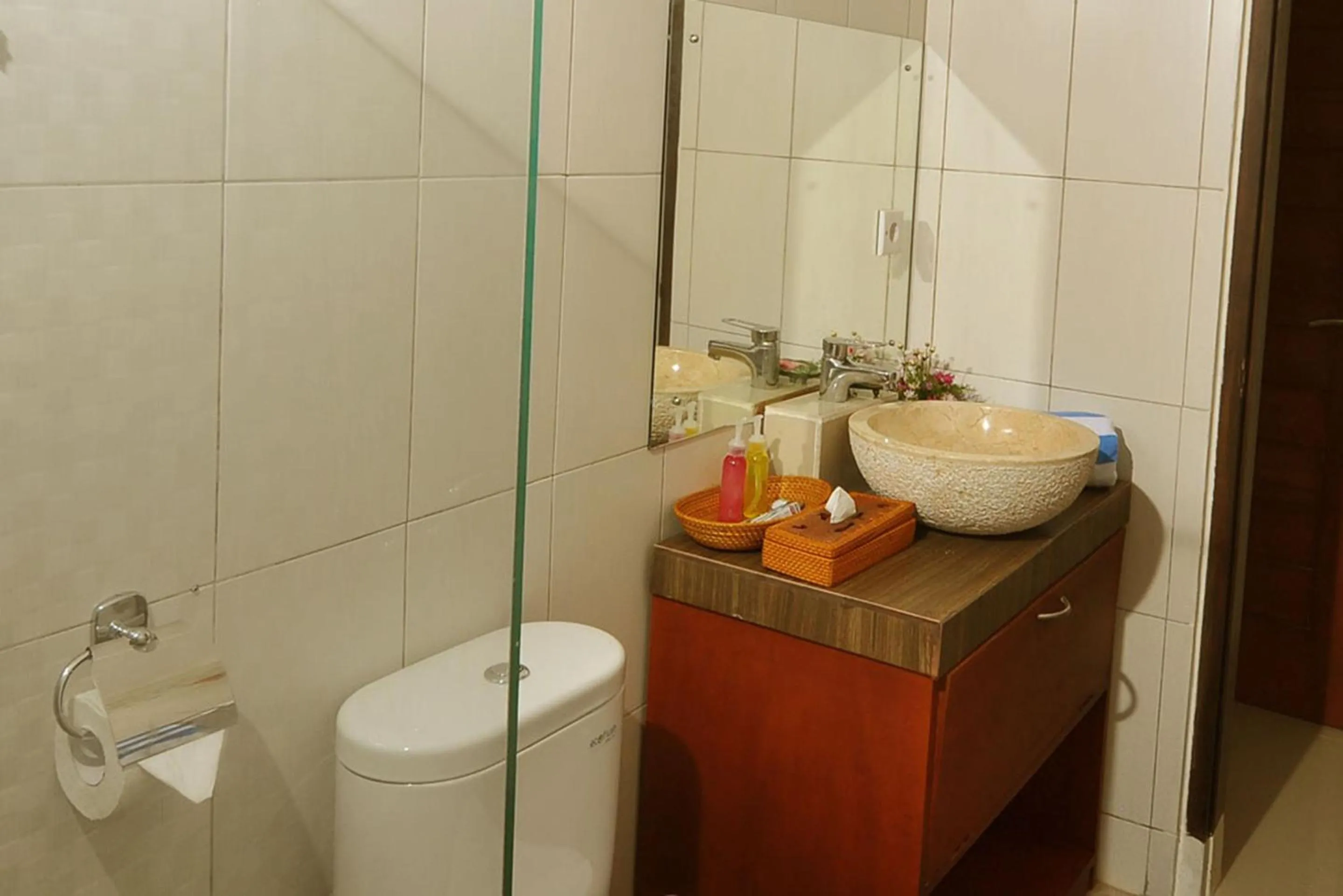Bathroom in Kandava Villa