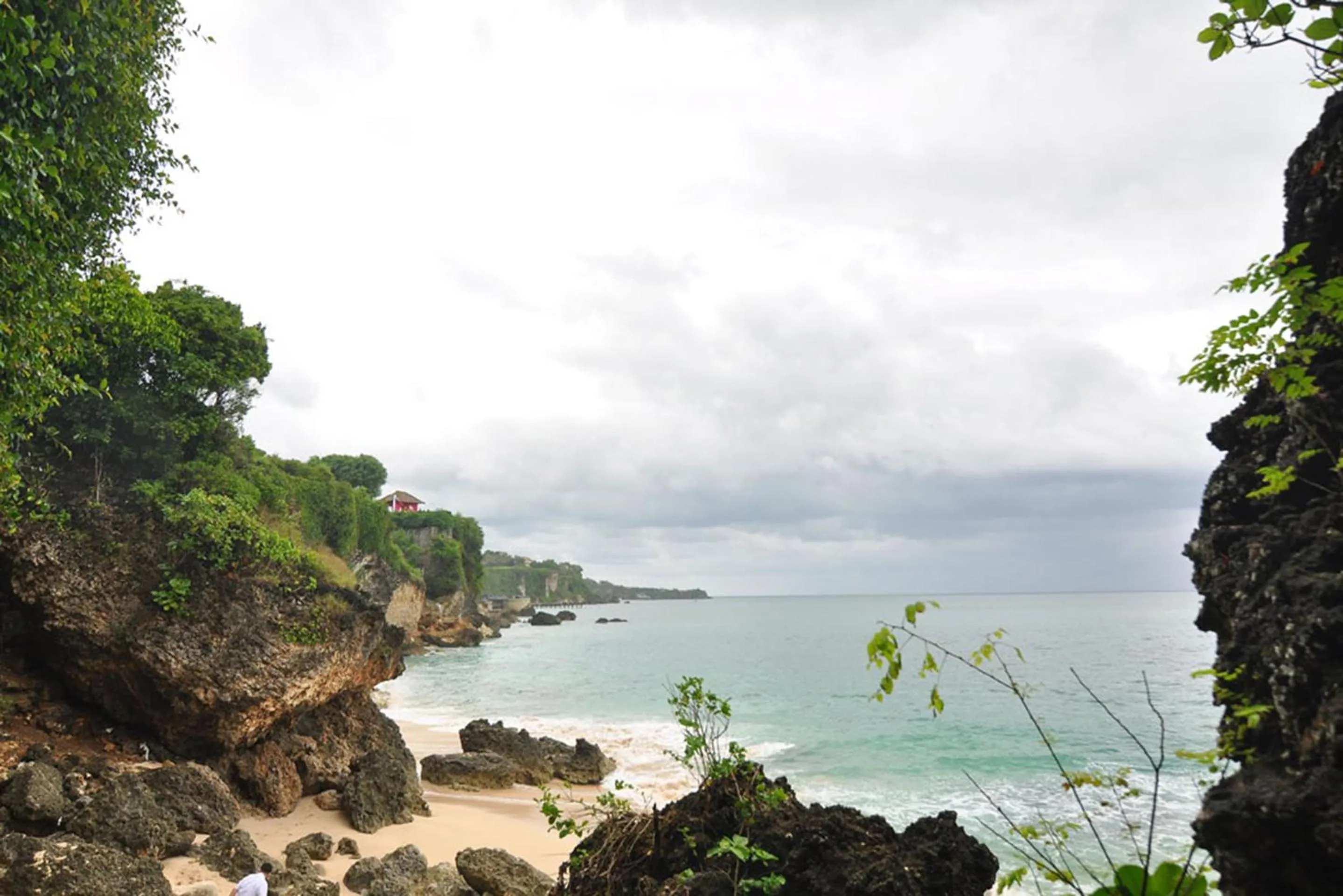 Beach in Kandava Villa