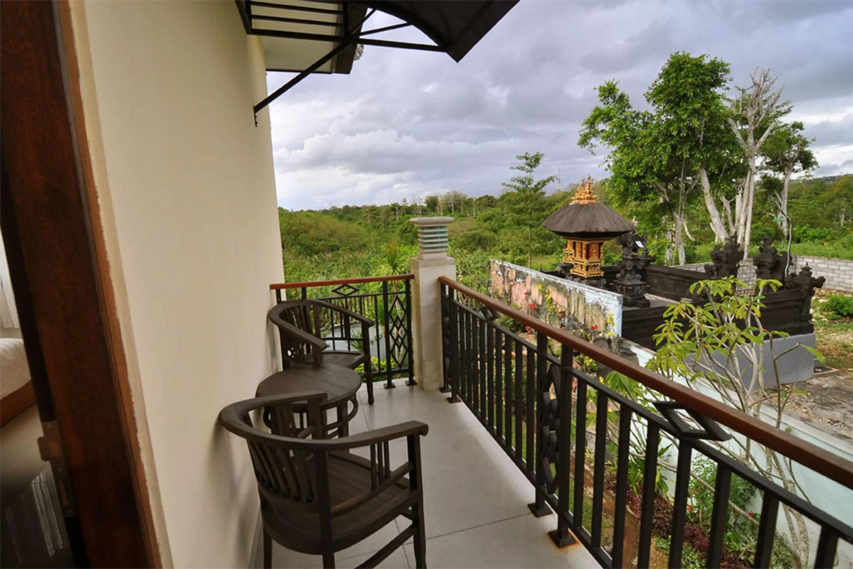 Garden view in Kandava Villa