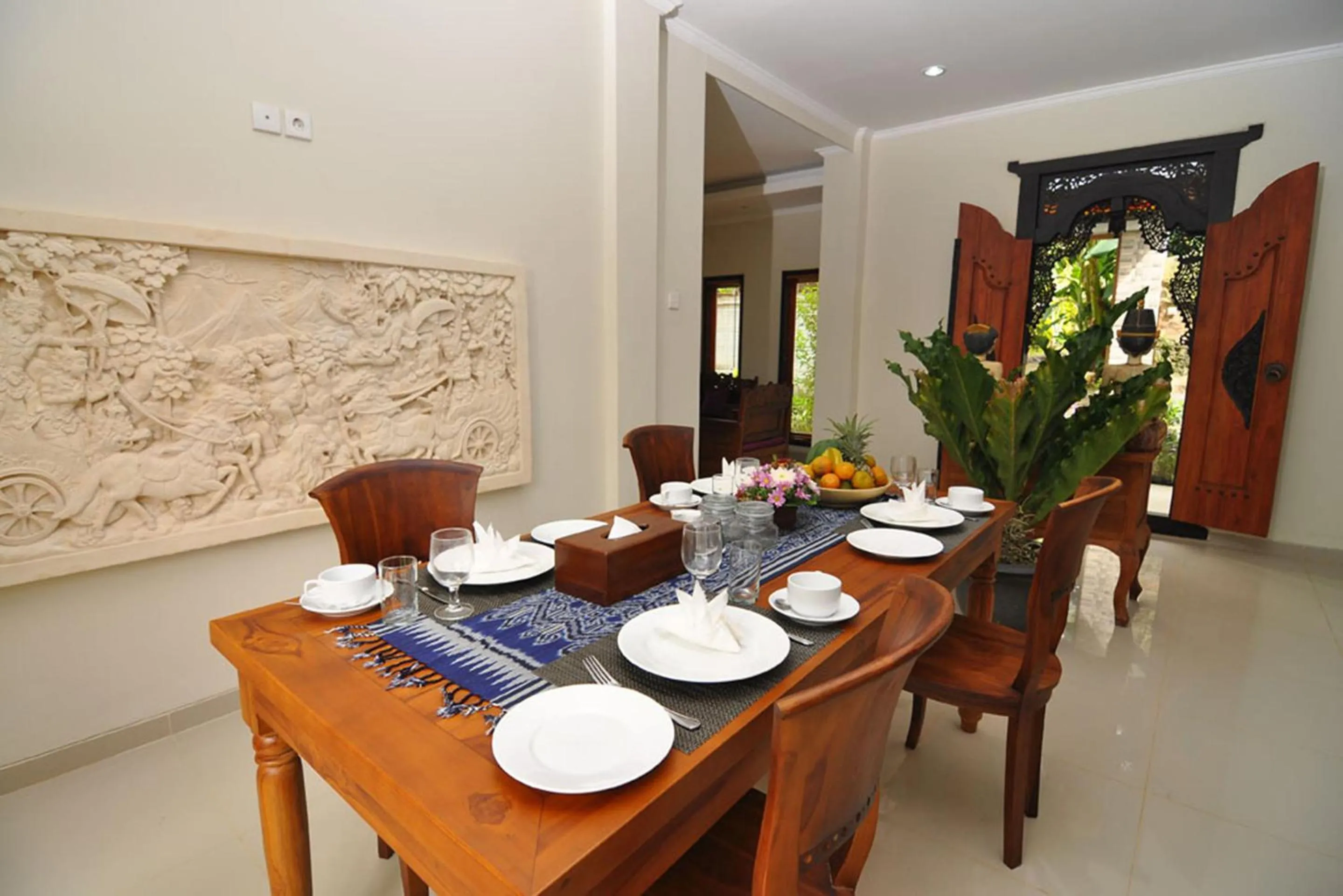 Dining area in Kandava Villa