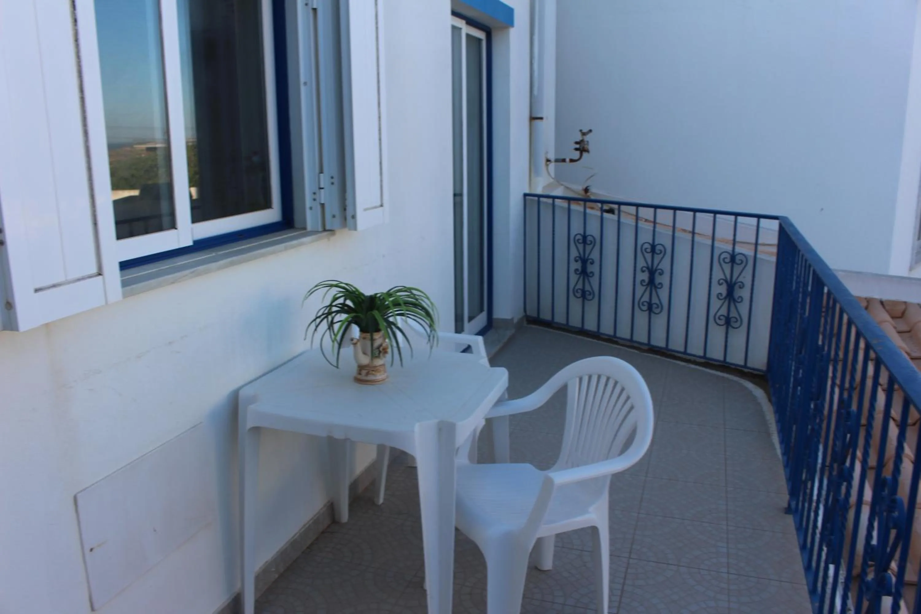 OCEANUS ROOM With private kitchen, bathroom and terrace 300m from the beach