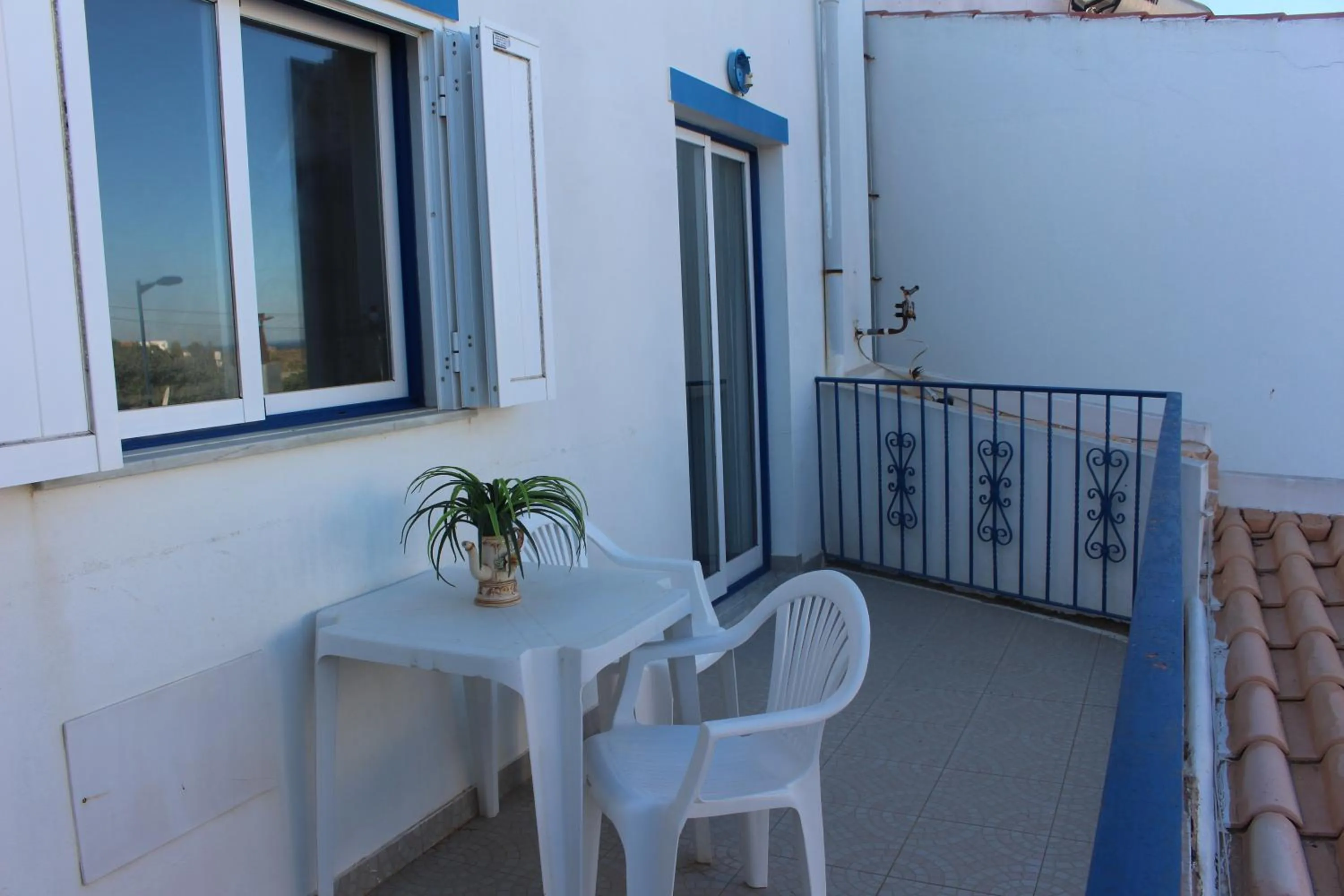 Balcony/Terrace in OCEANUS ROOM With private kitchen, bathroom and terrace 300m from the beach