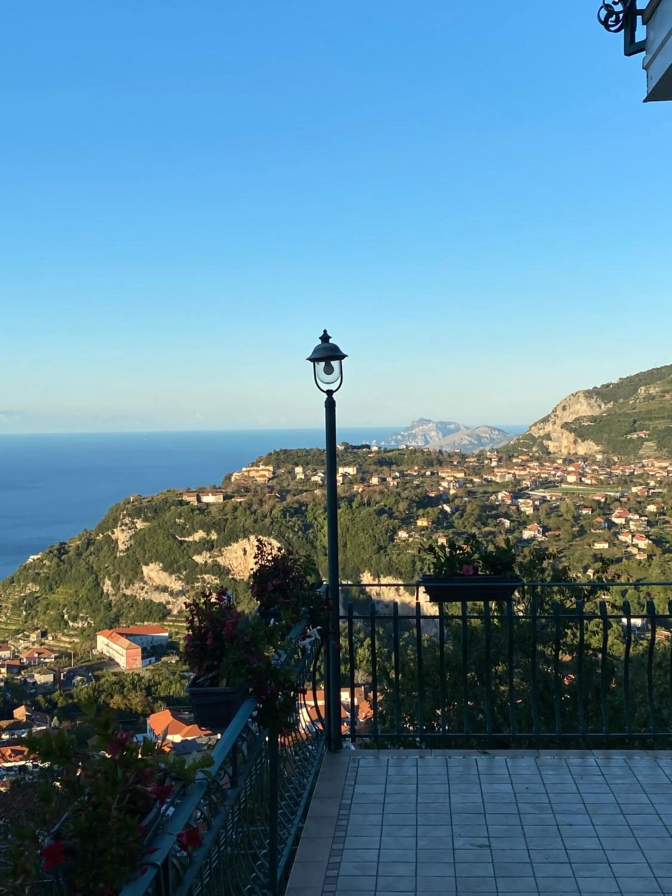 Day in B&B Villa Reginella