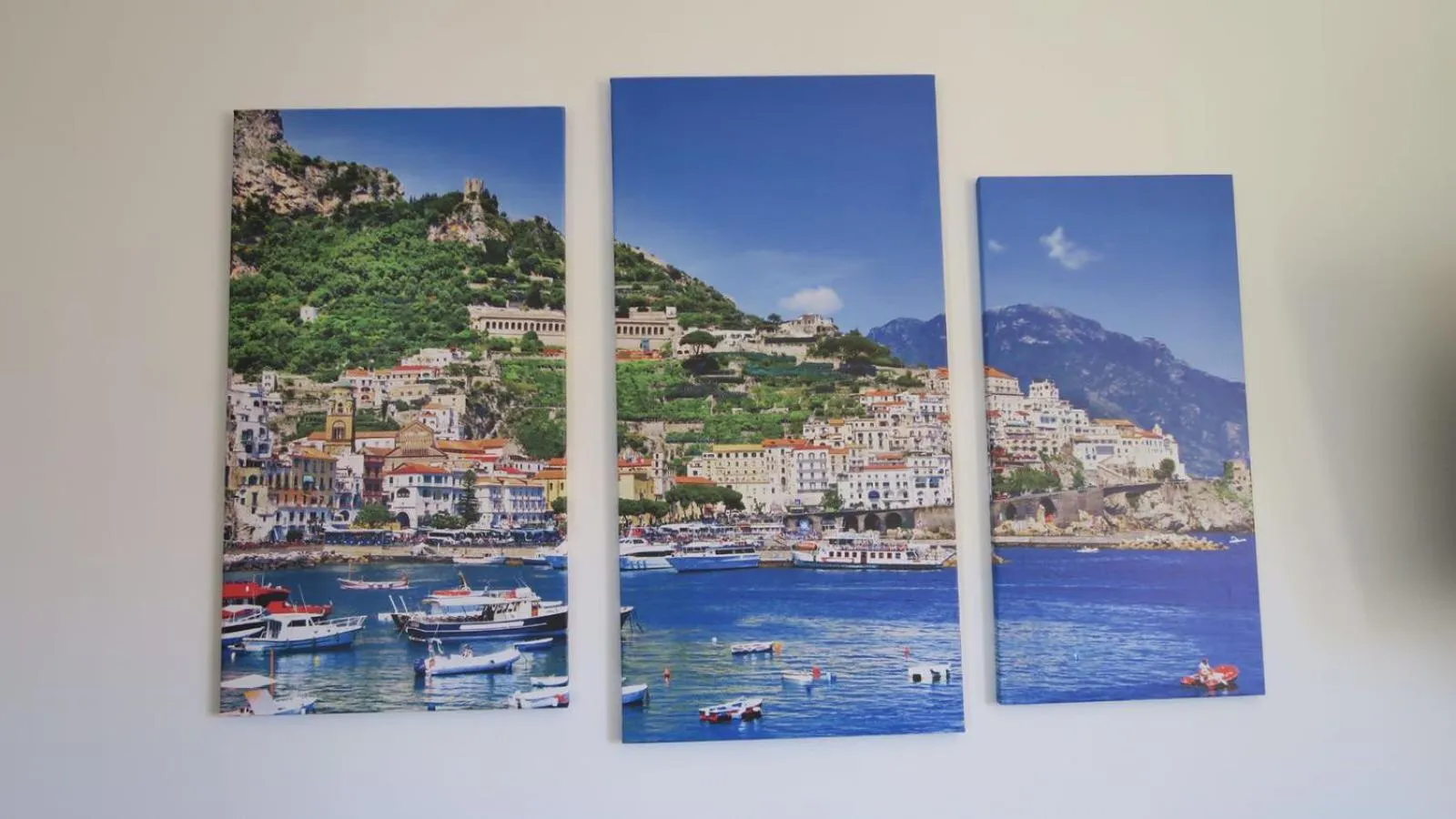 Decorative detail in B&B Villa Reginella