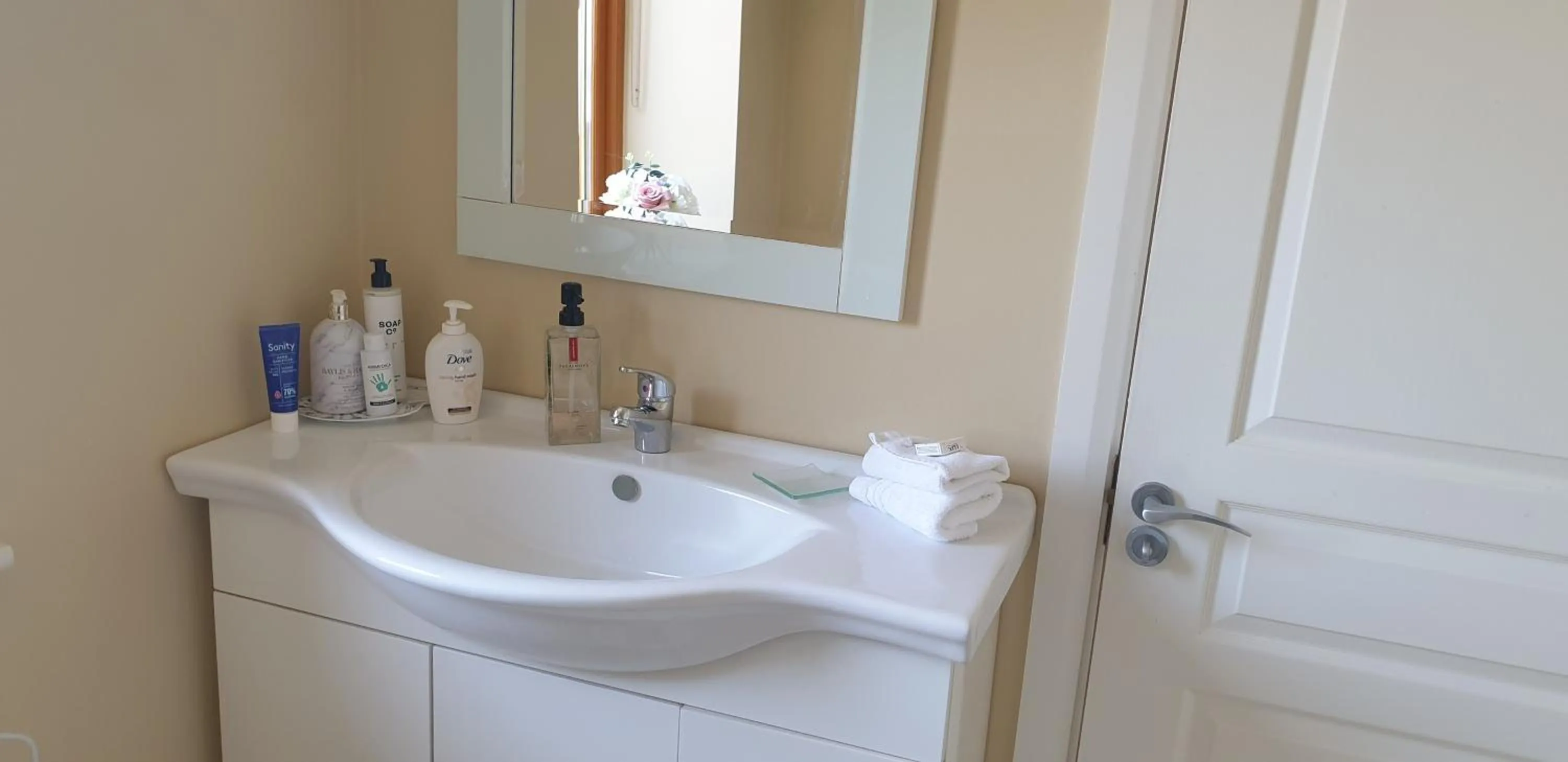 Bathroom in Knightsbrook Guesthouse