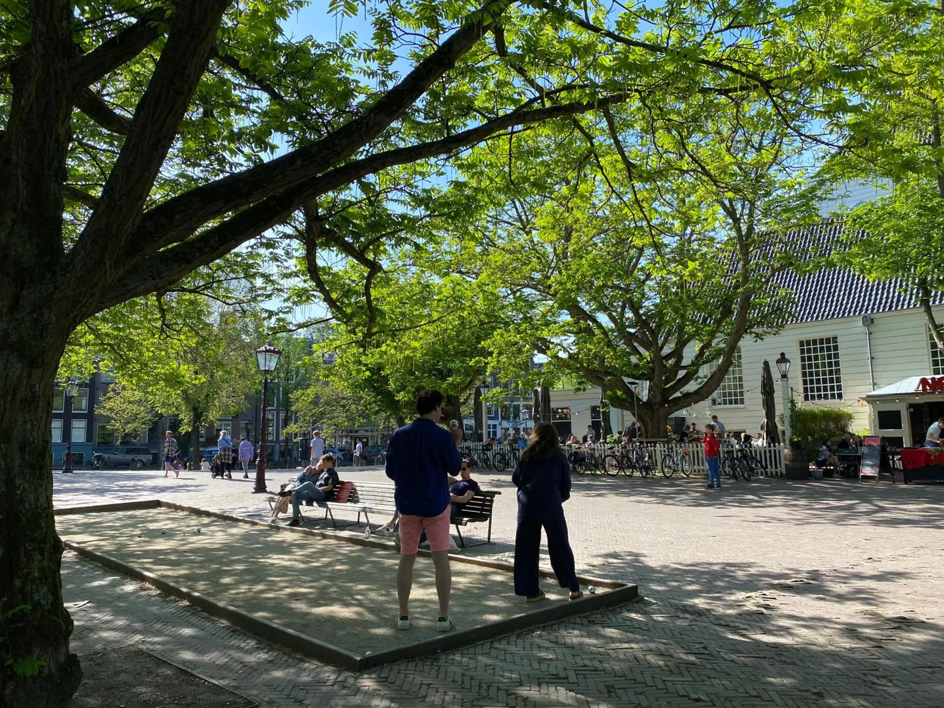 Nearby landmark in JoyJoyJoy the Black Beauty ecolicious studio in a canal house with French balcony with view on the canals
