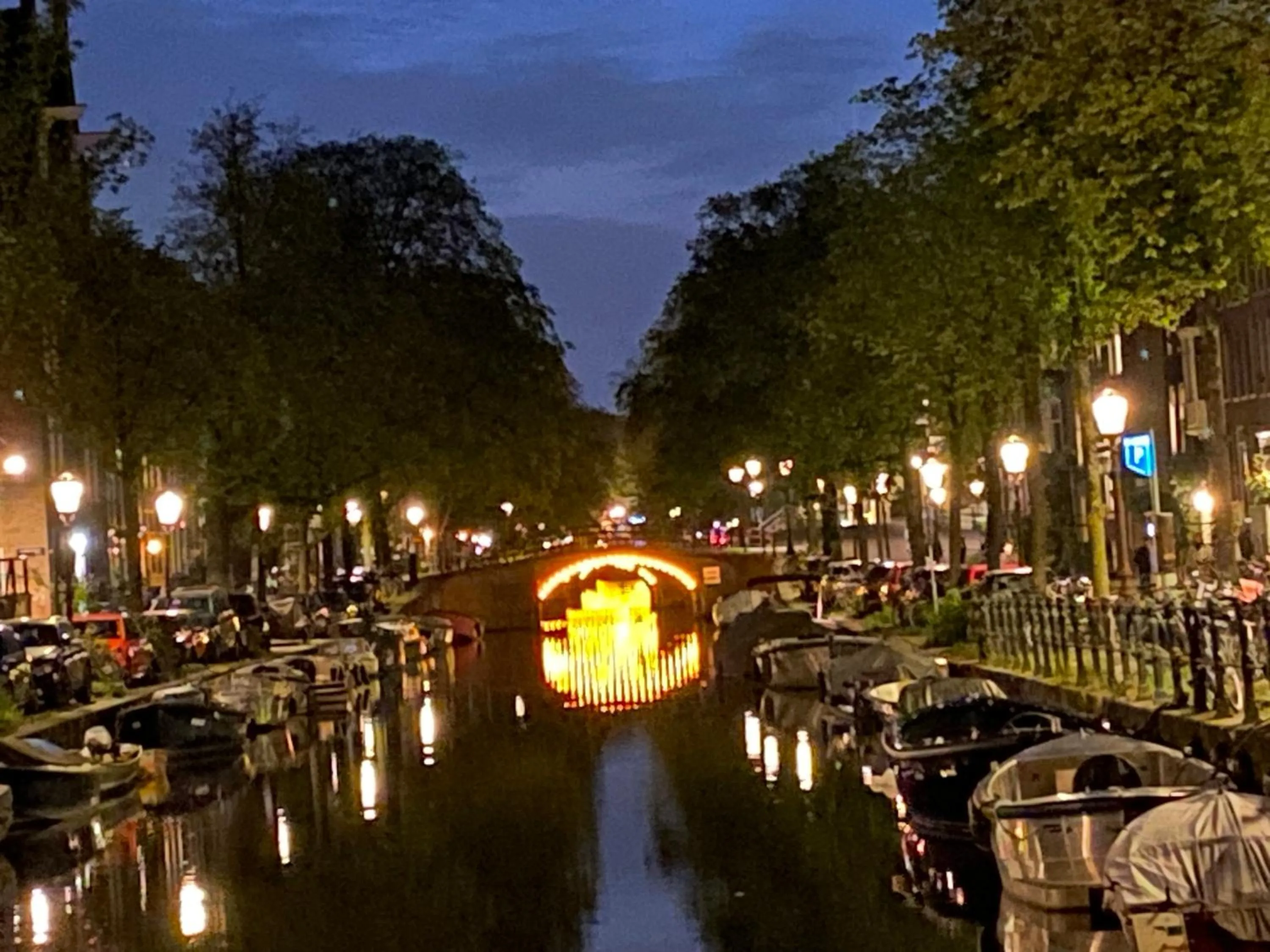 Nearby landmark in JoyJoyJoy the Black Beauty ecolicious studio in a canal house with French balcony with view on the canals