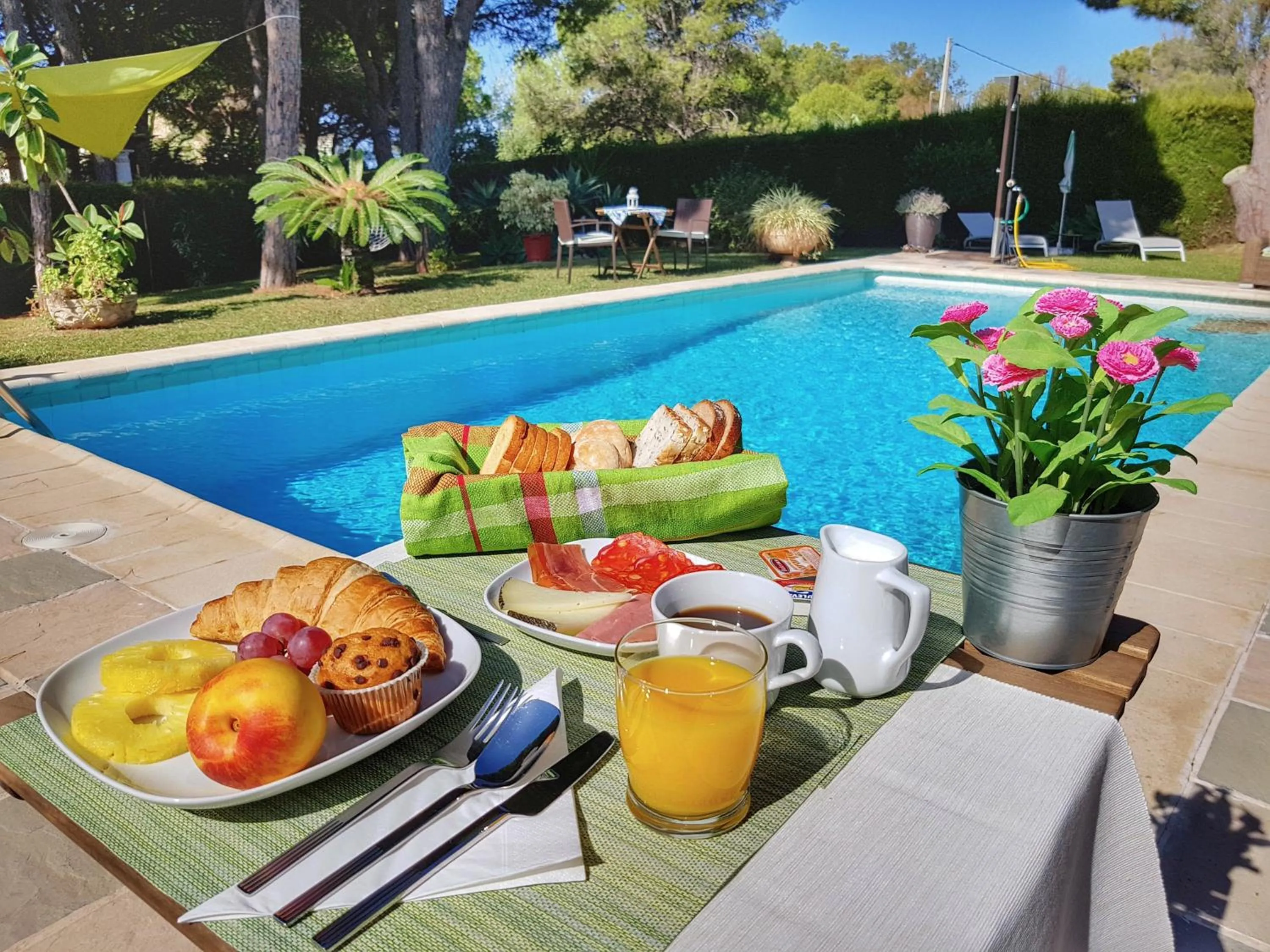 Pool view, Swimming Pool in El Nácar Bed & Breakfast