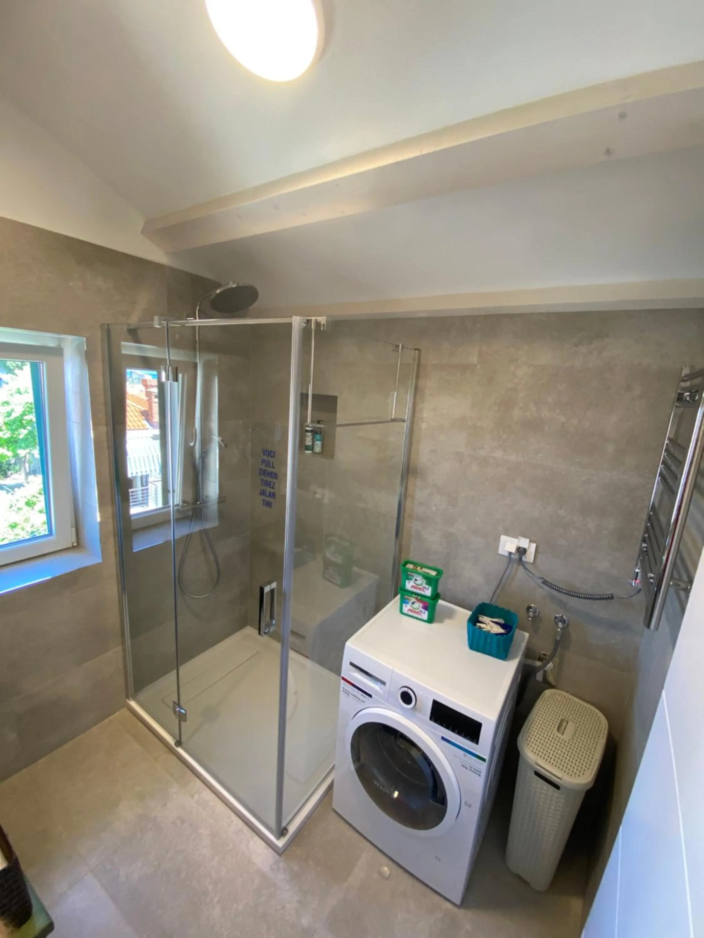 Shower in Pearl of Adriatic