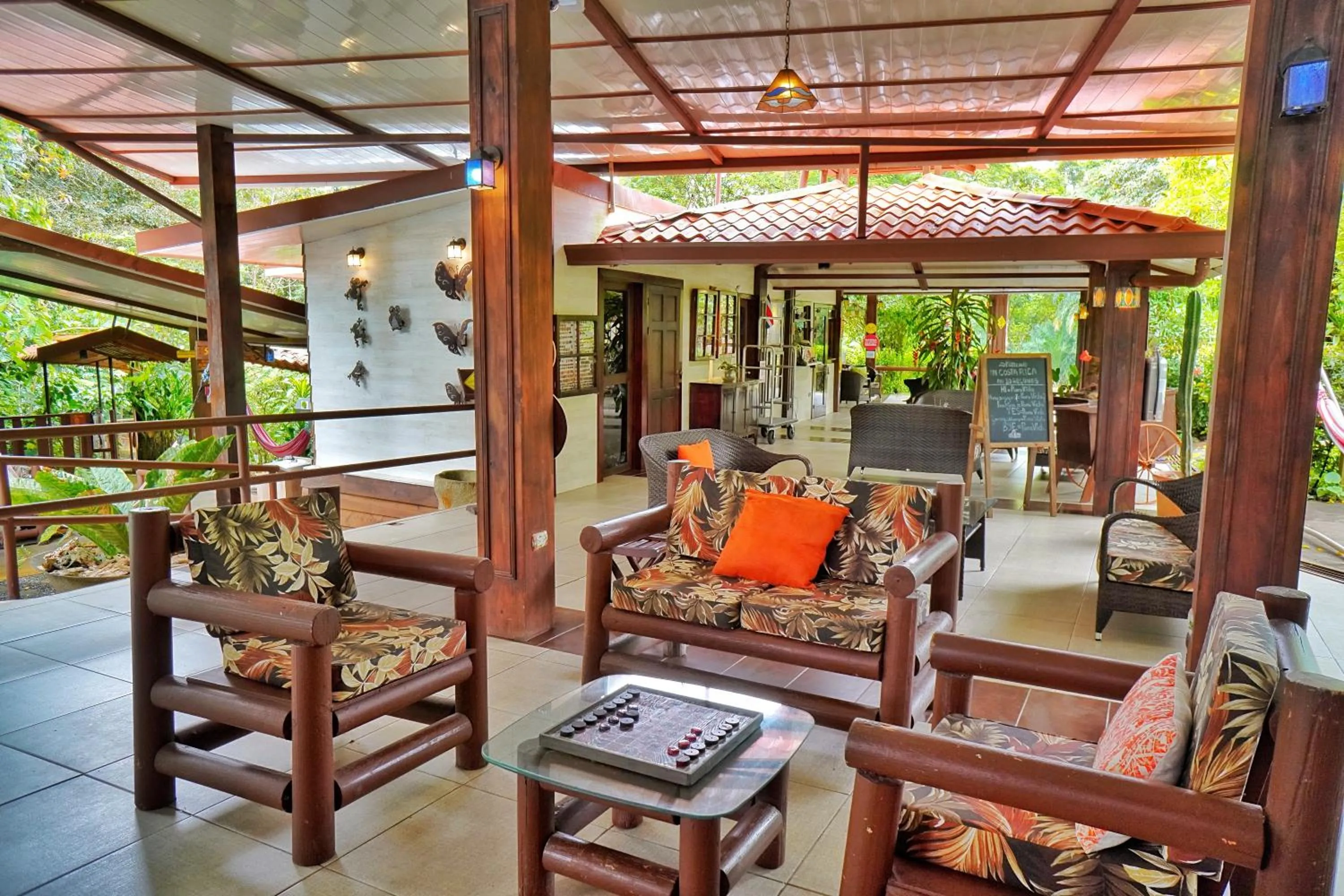 Lobby or reception in La Quinta Sarapiqui Lodge