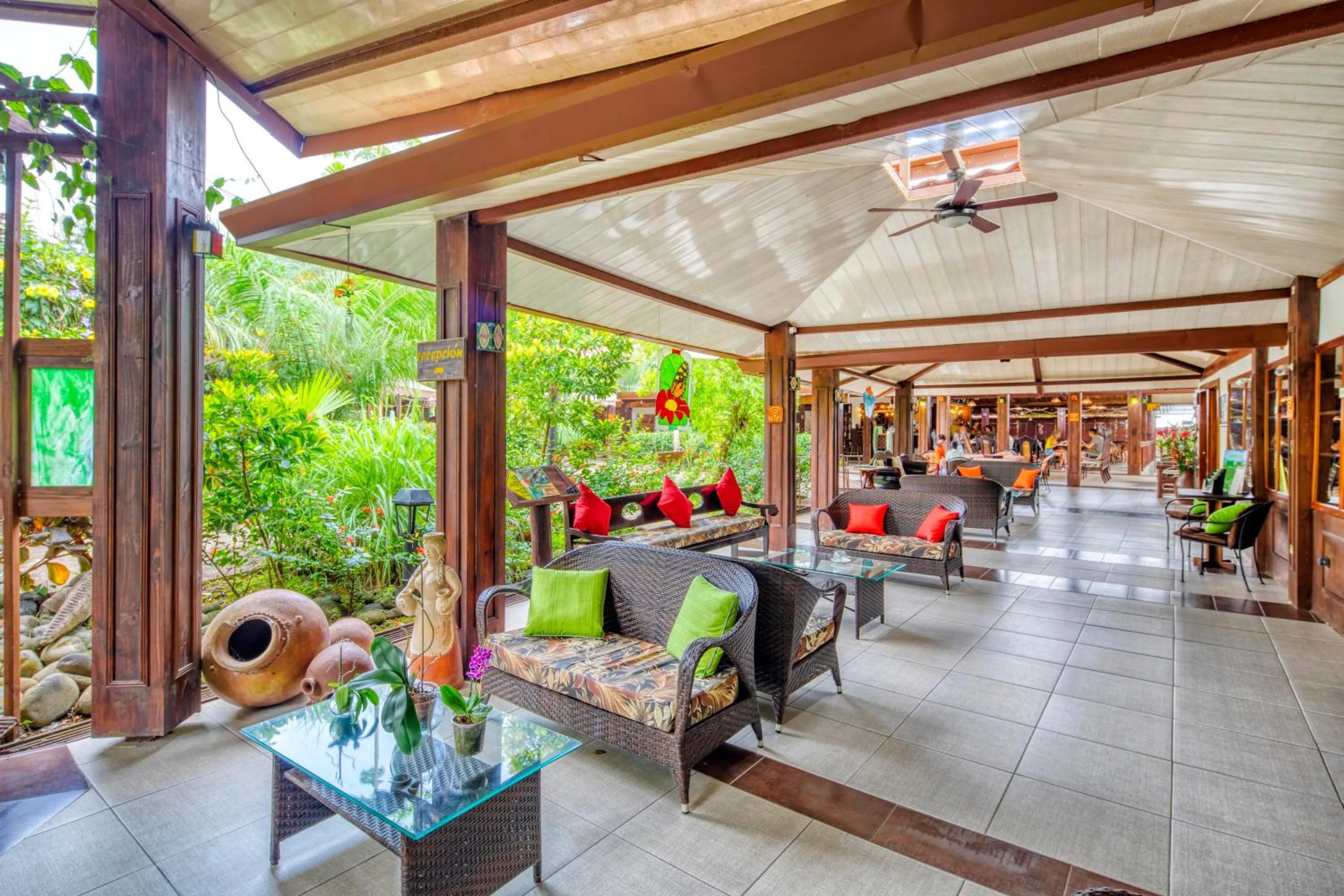 Lobby or reception in La Quinta Sarapiqui Lodge