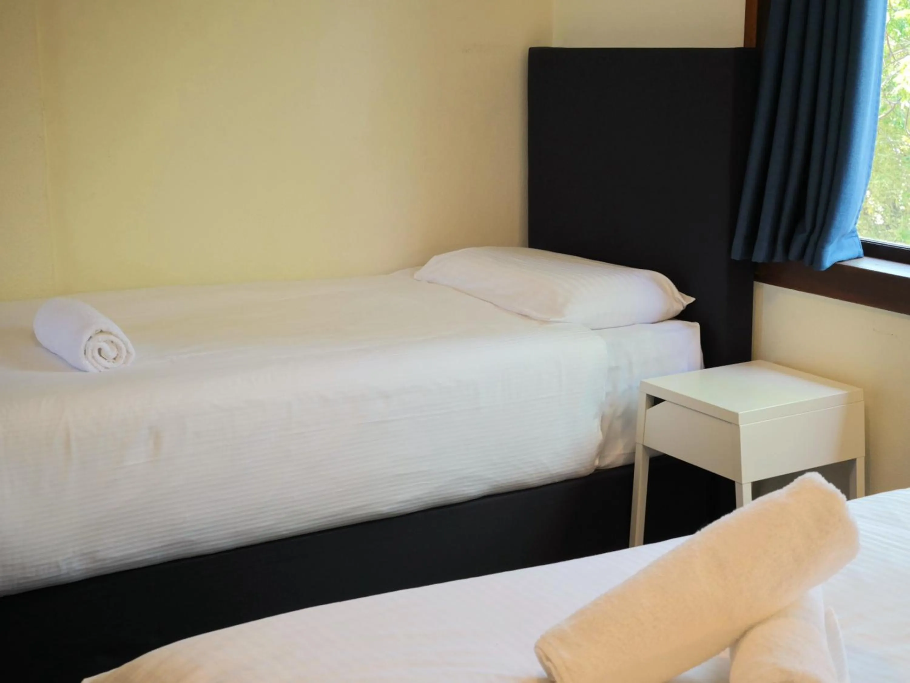Bedroom, Bed in Leski Club