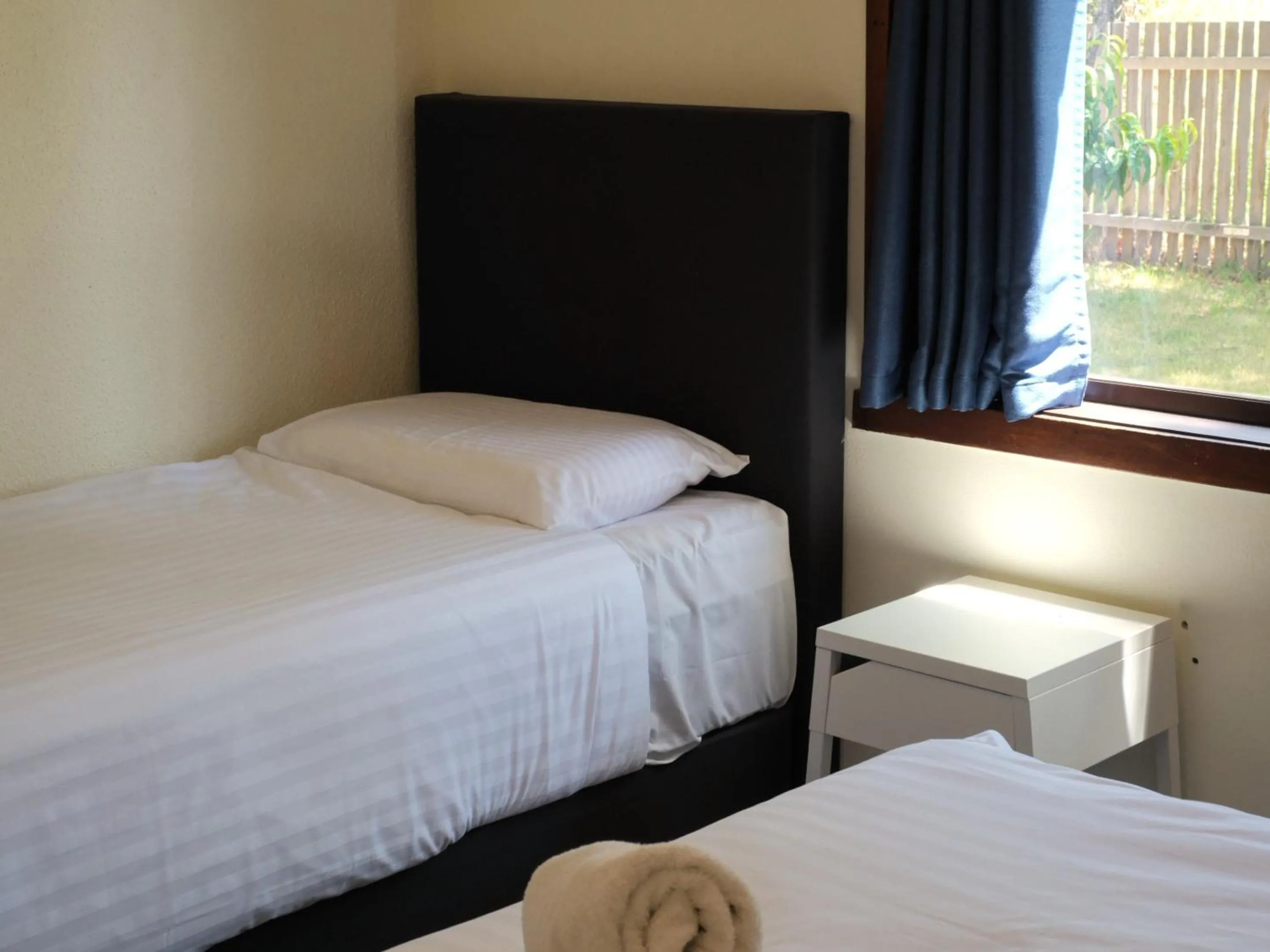 Bedroom, Bed in Leski Club