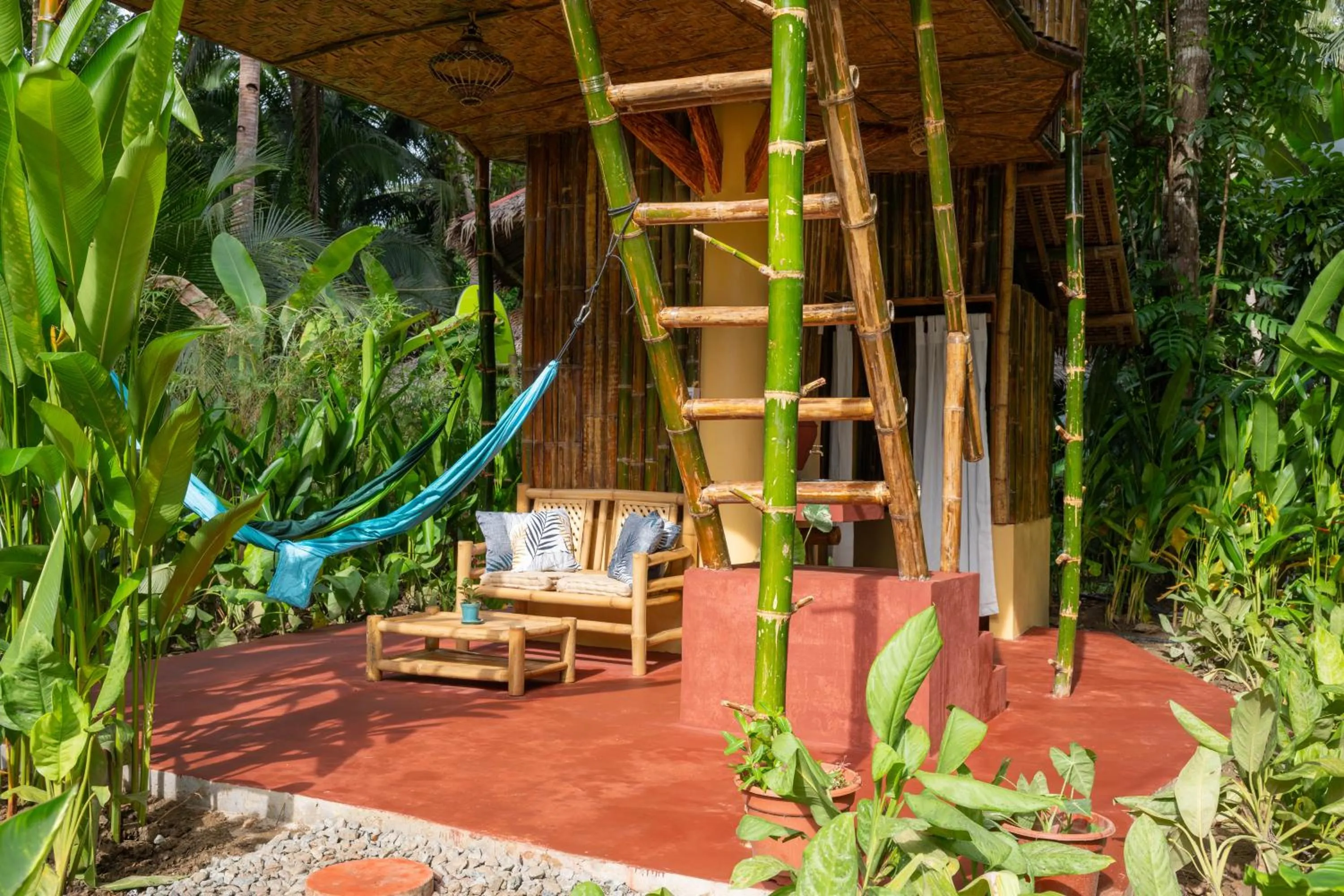 Water to Forest Ecolodge