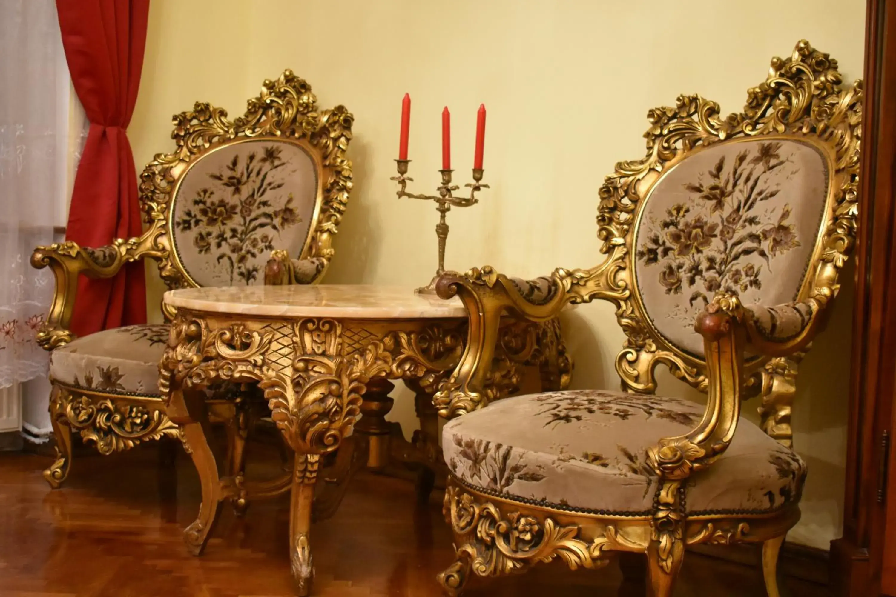 History Apartments Cetății History Apartments Cetății
