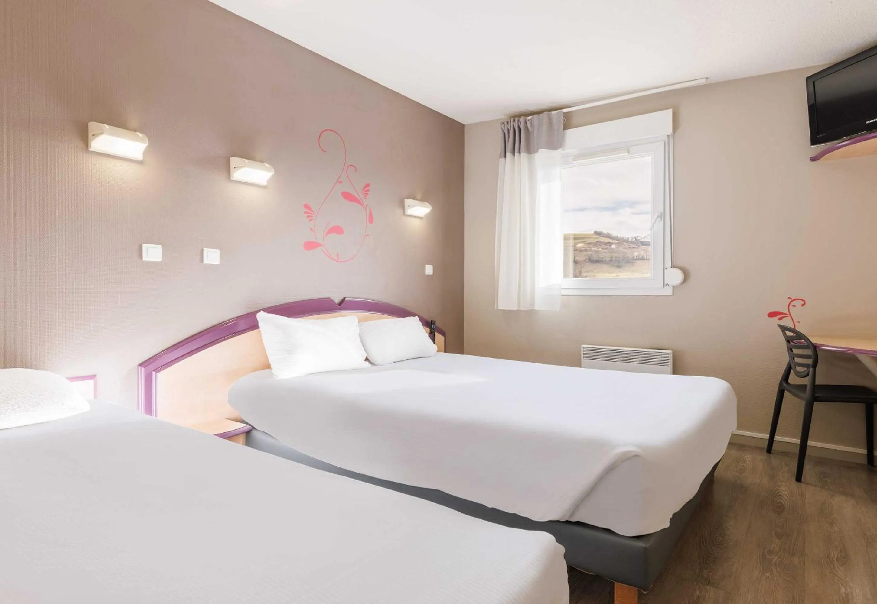 Bedroom, Bed in B&B HOTEL Aurillac Le Lioran