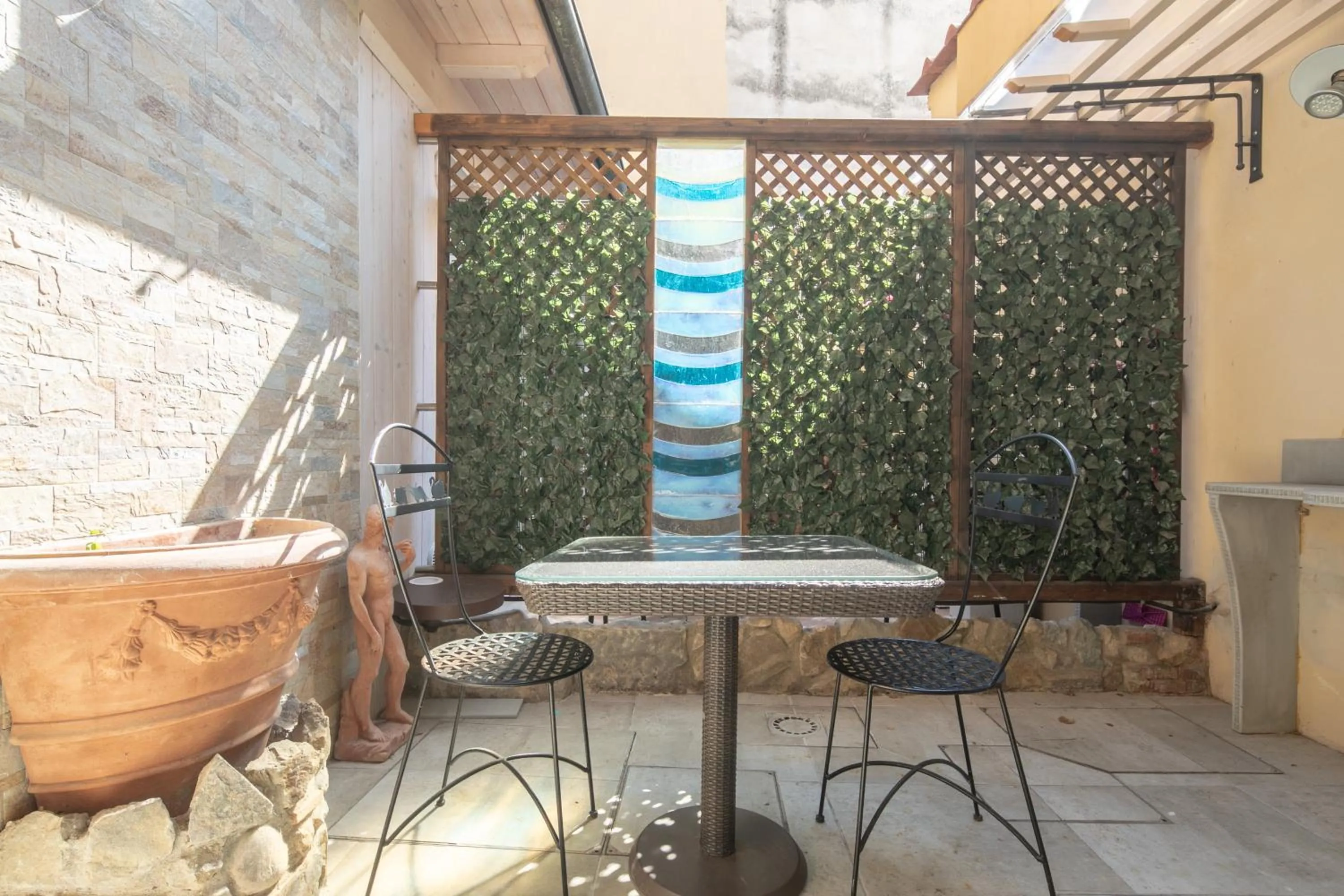 Patio in Giglio Apartments by Mmega
