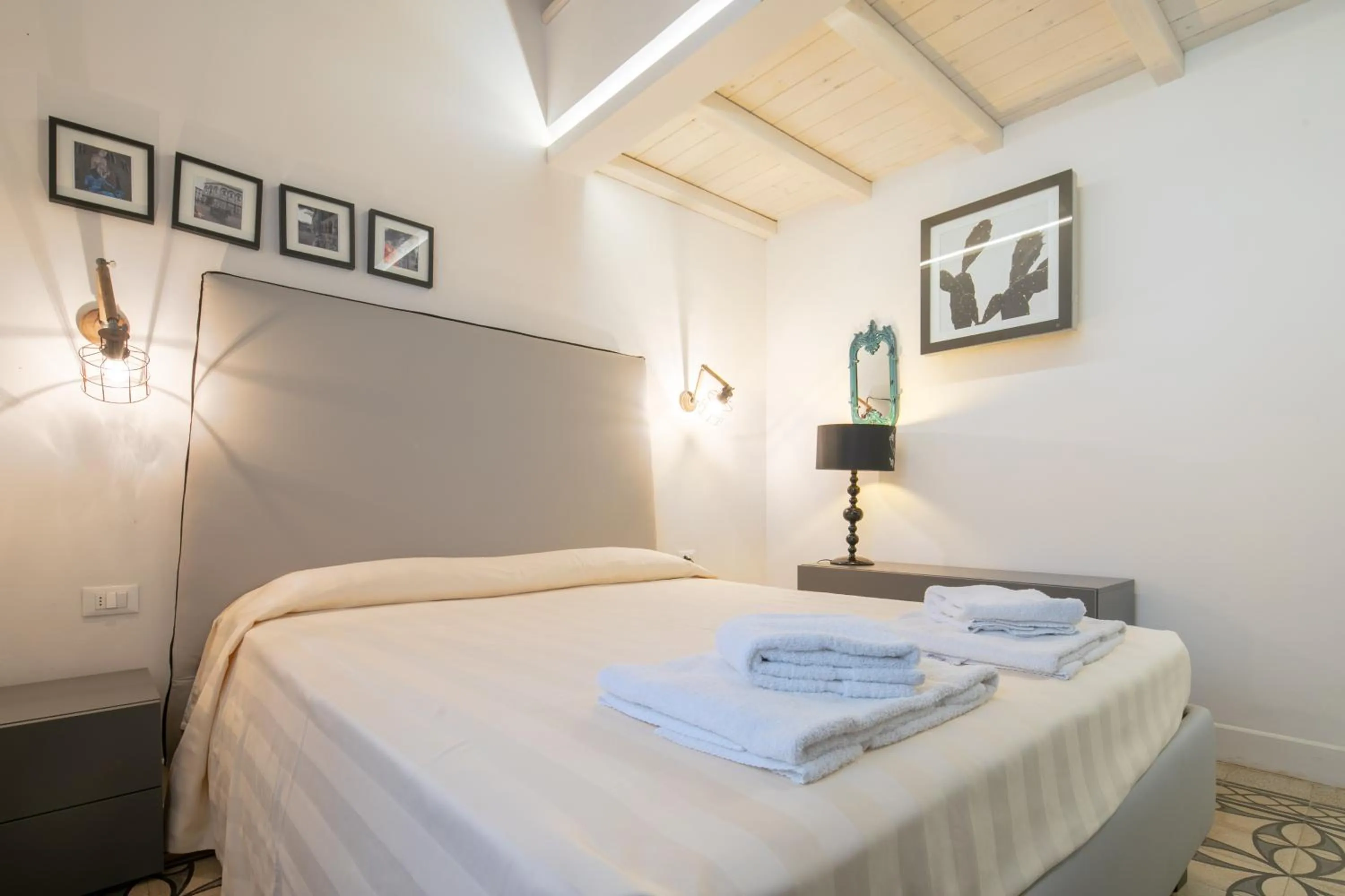 Bed in Giglio Apartments by Mmega