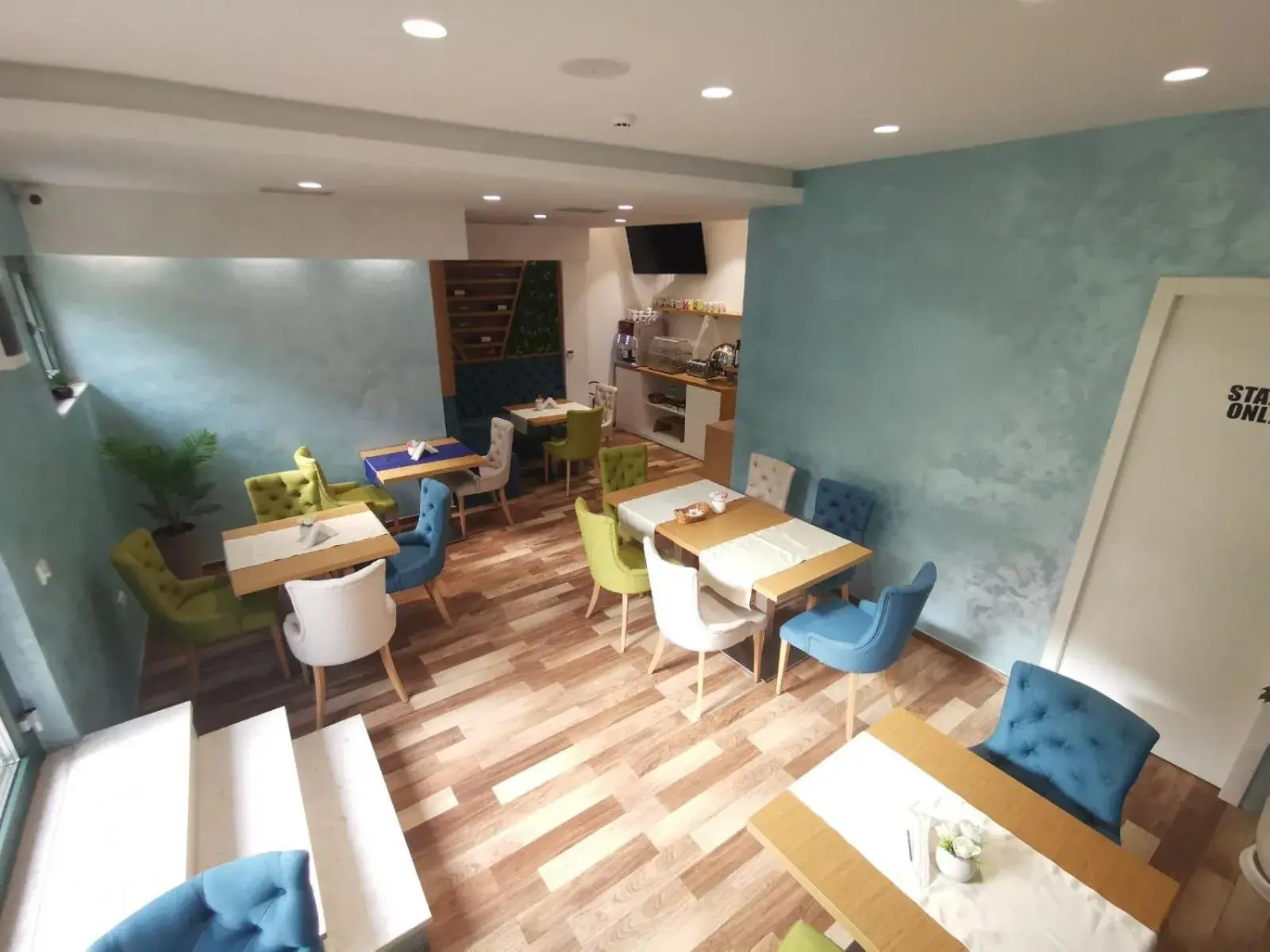 Breakfast in Hotel Alkima Breakfast in Hotel Alkima