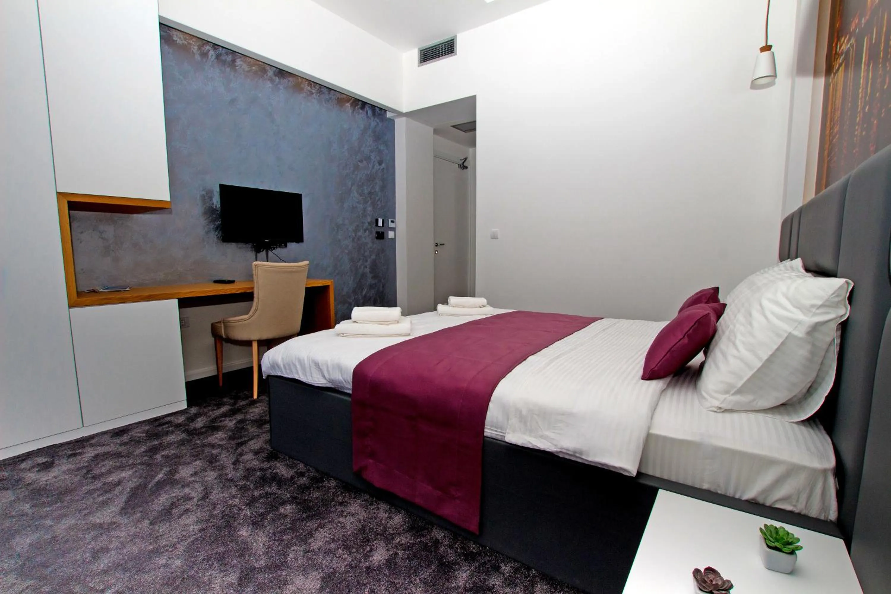 Bedroom, Bed in Hotel Alkima