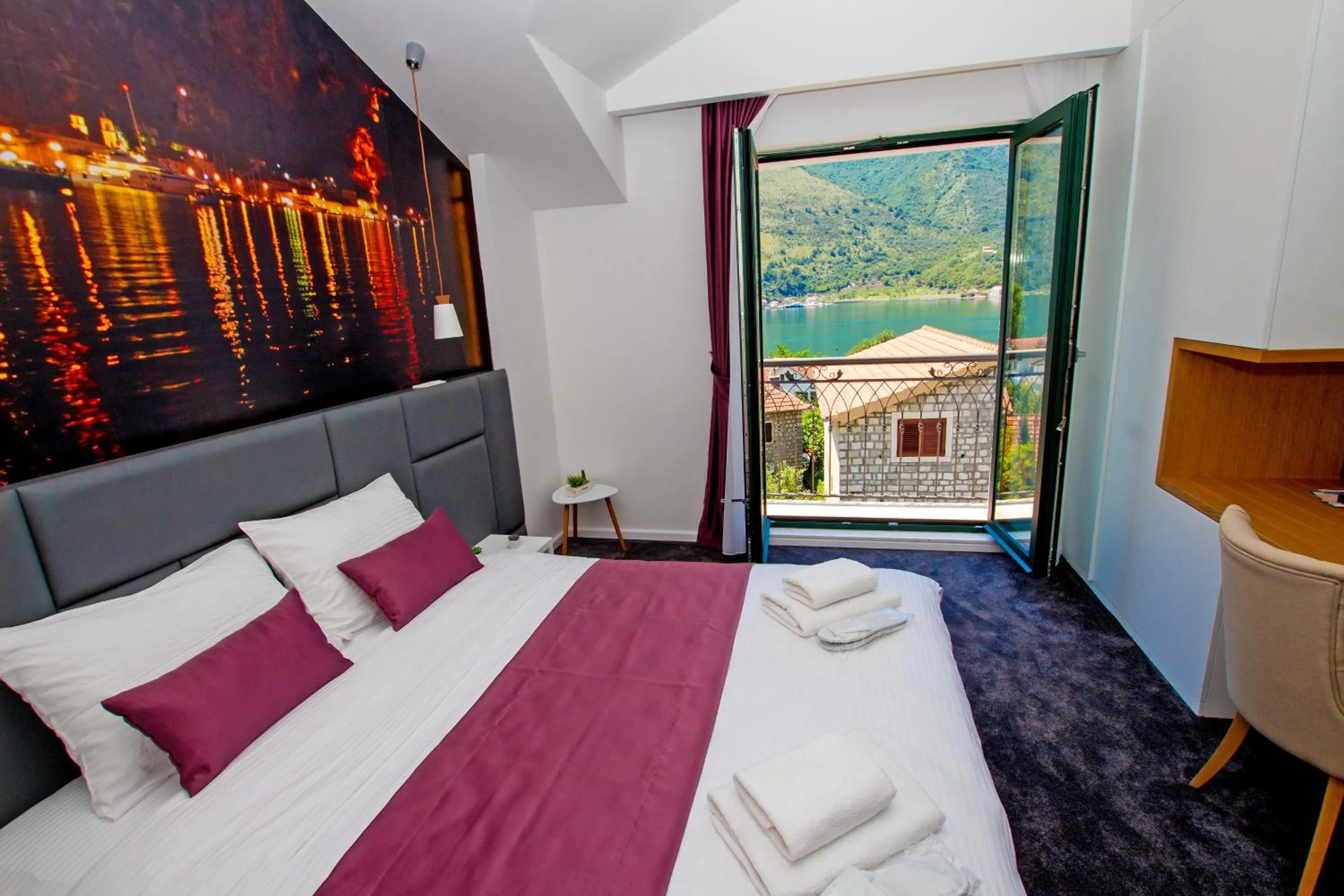 Bedroom, Bed in Hotel Alkima