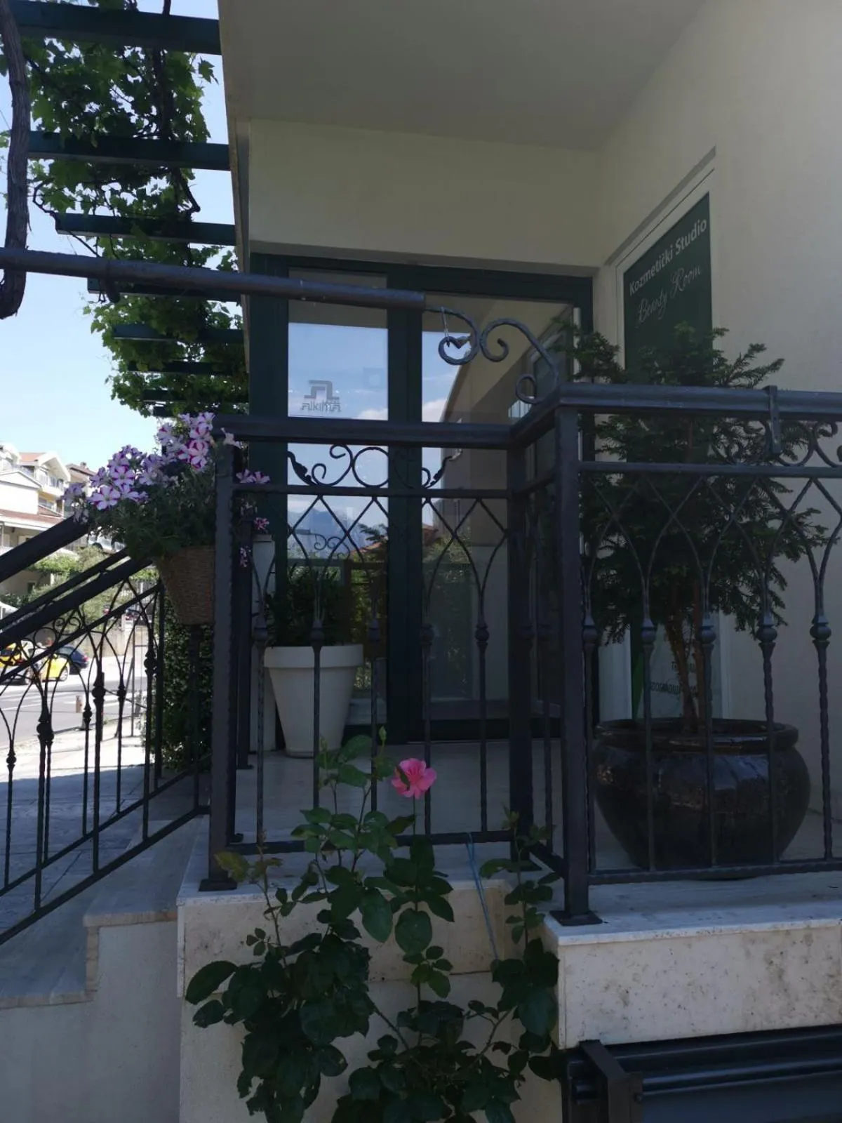 Lobby or reception in Hotel Alkima