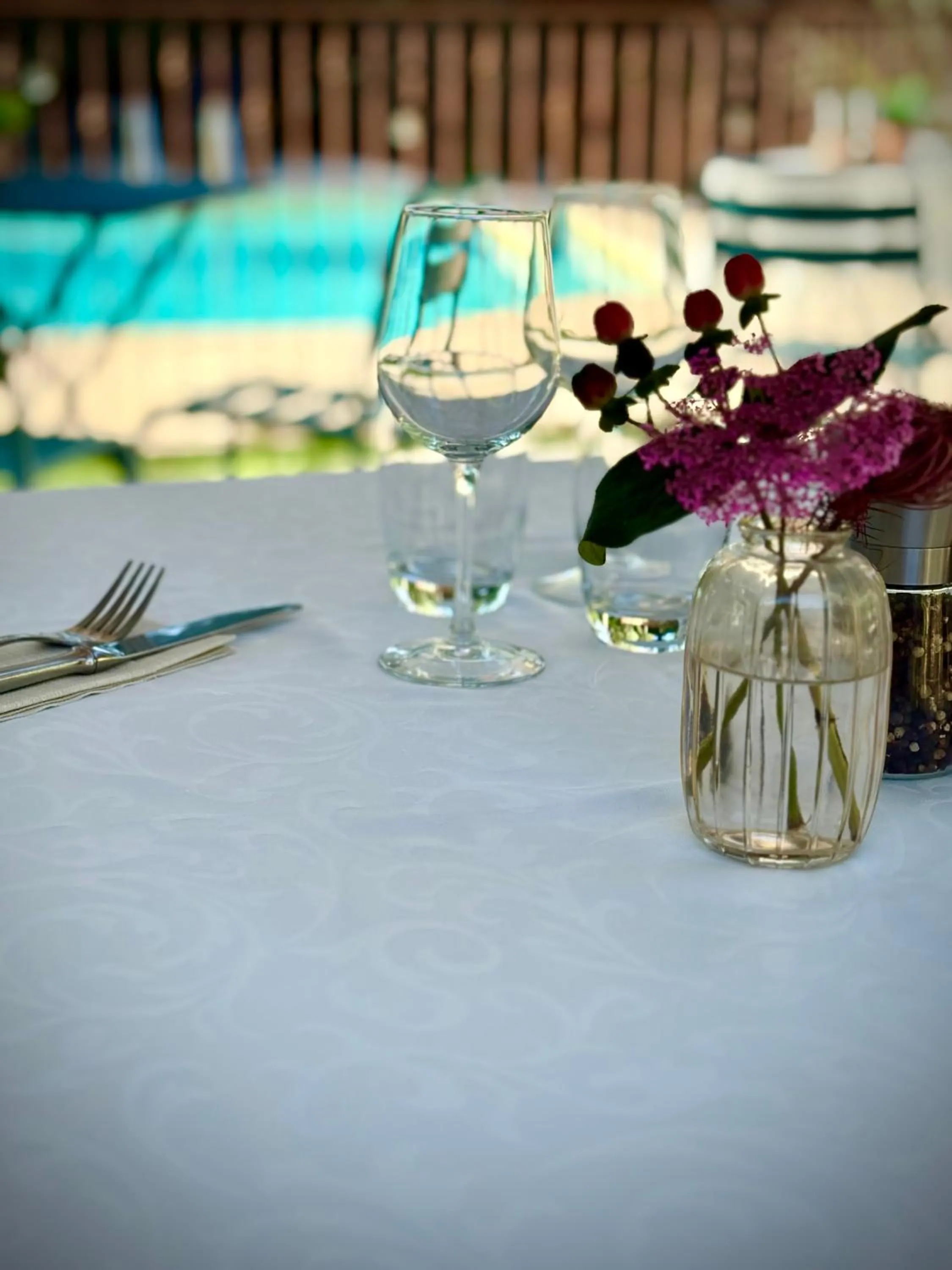 Restaurant/places to eat in Logis Hôtels La Bastide des Golfs