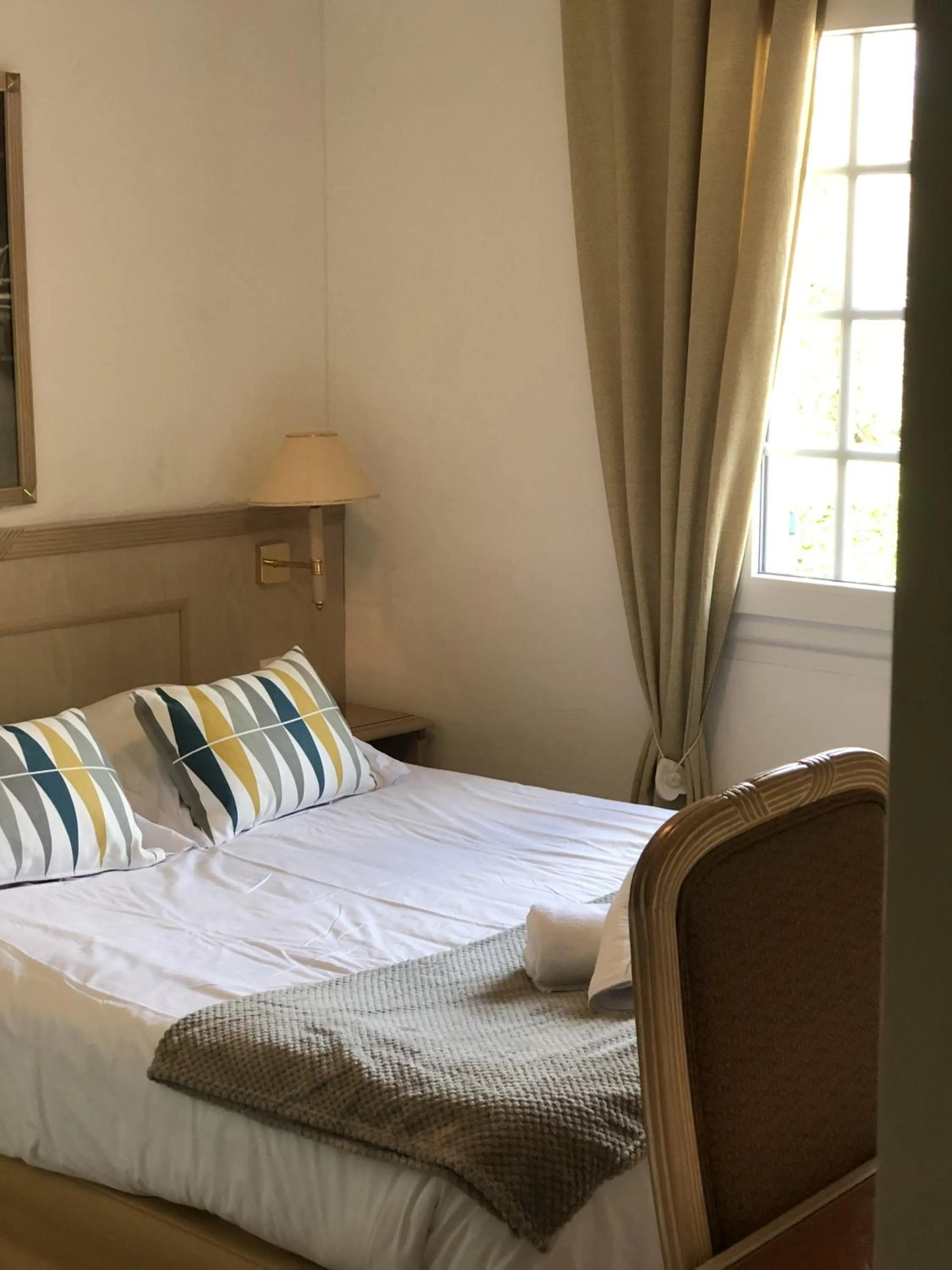 Bedroom, Bed in Logis Hôtels La Bastide des Golfs