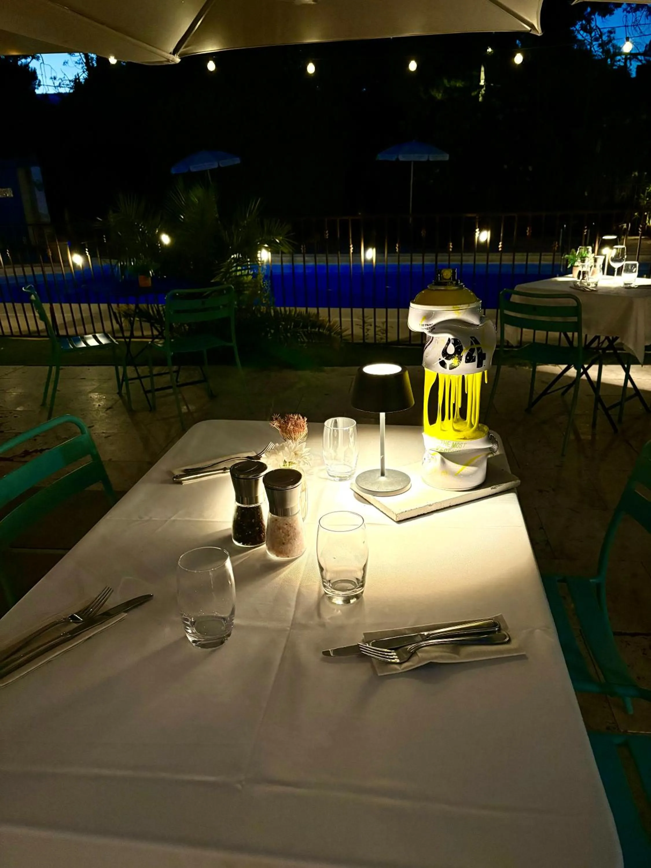 Restaurant/places to eat in Logis Hôtels La Bastide des Golfs