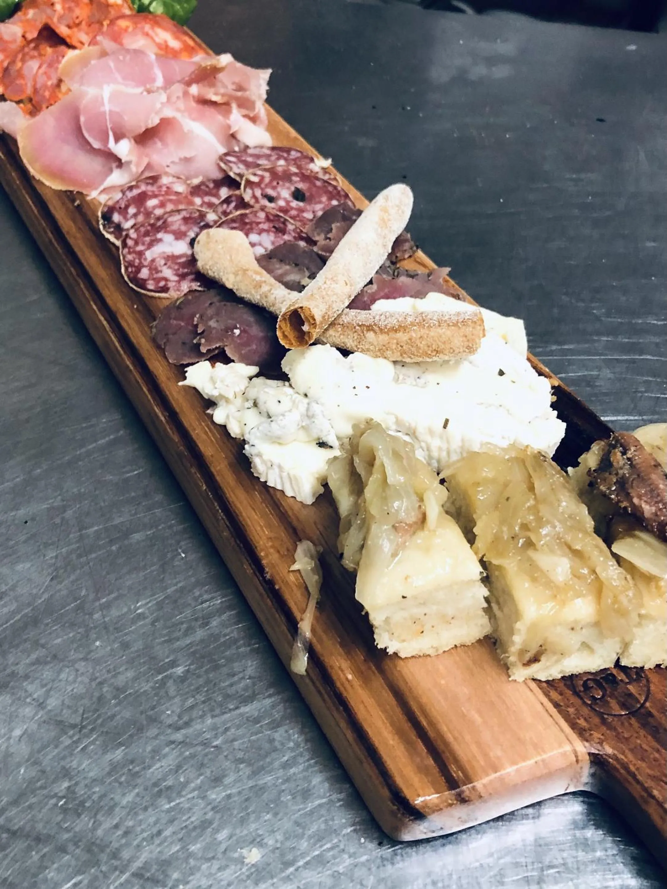 Restaurant/places to eat in Logis Hôtels La Bastide des Golfs