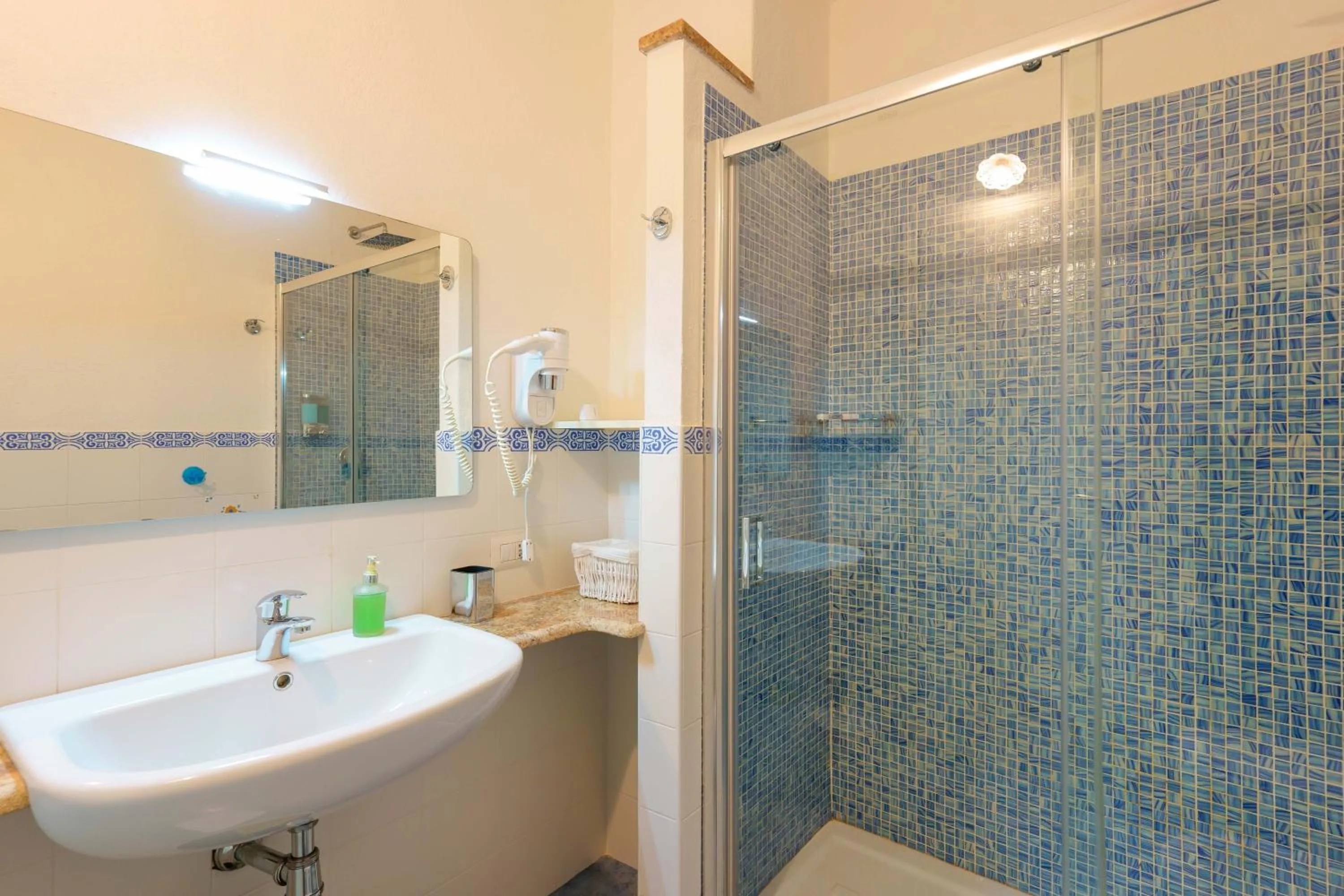 Bathroom in Il Piccolo Giardino rooms & breakfast