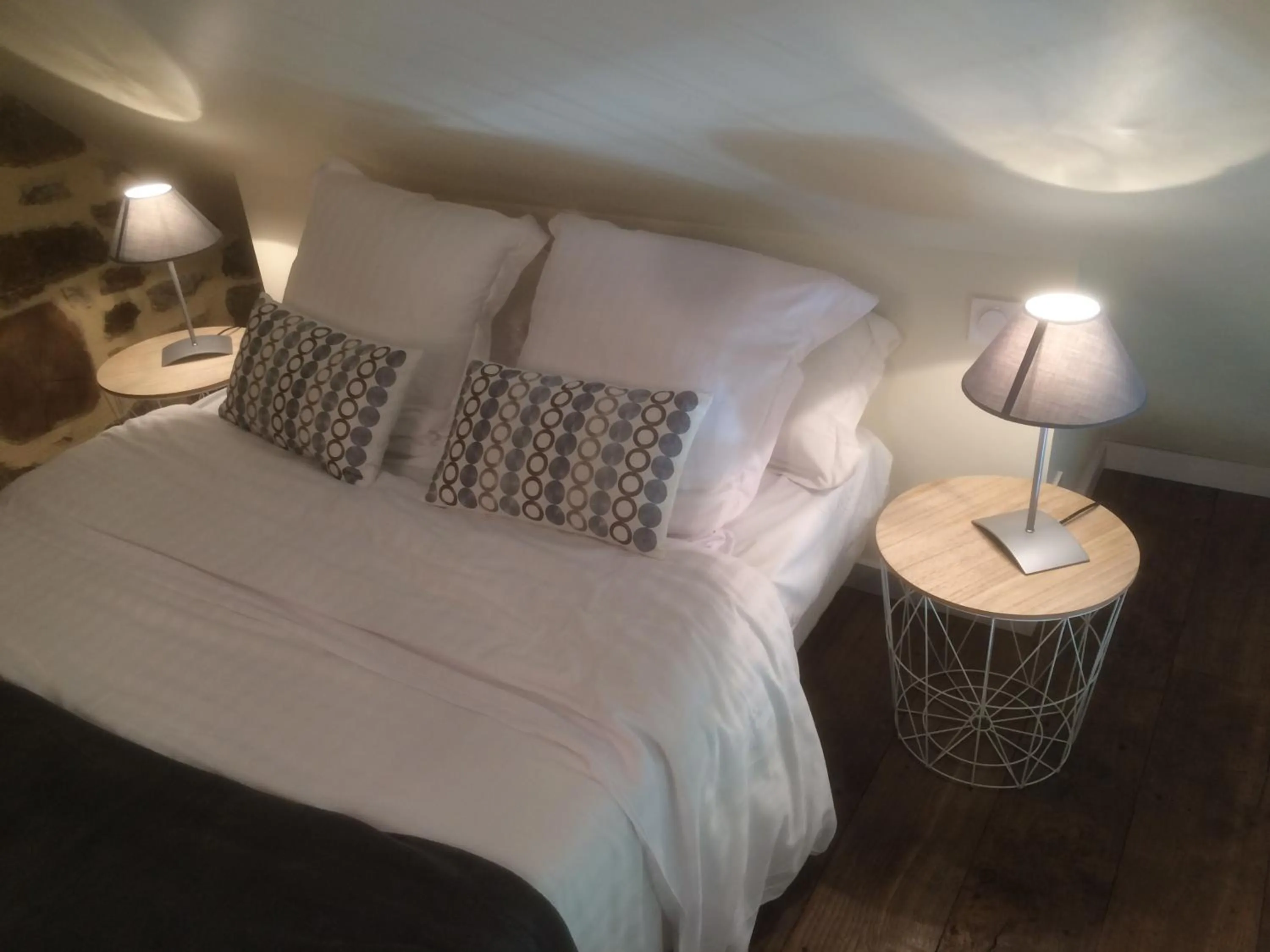 Bedroom, Bed in La Chambre Montbrault