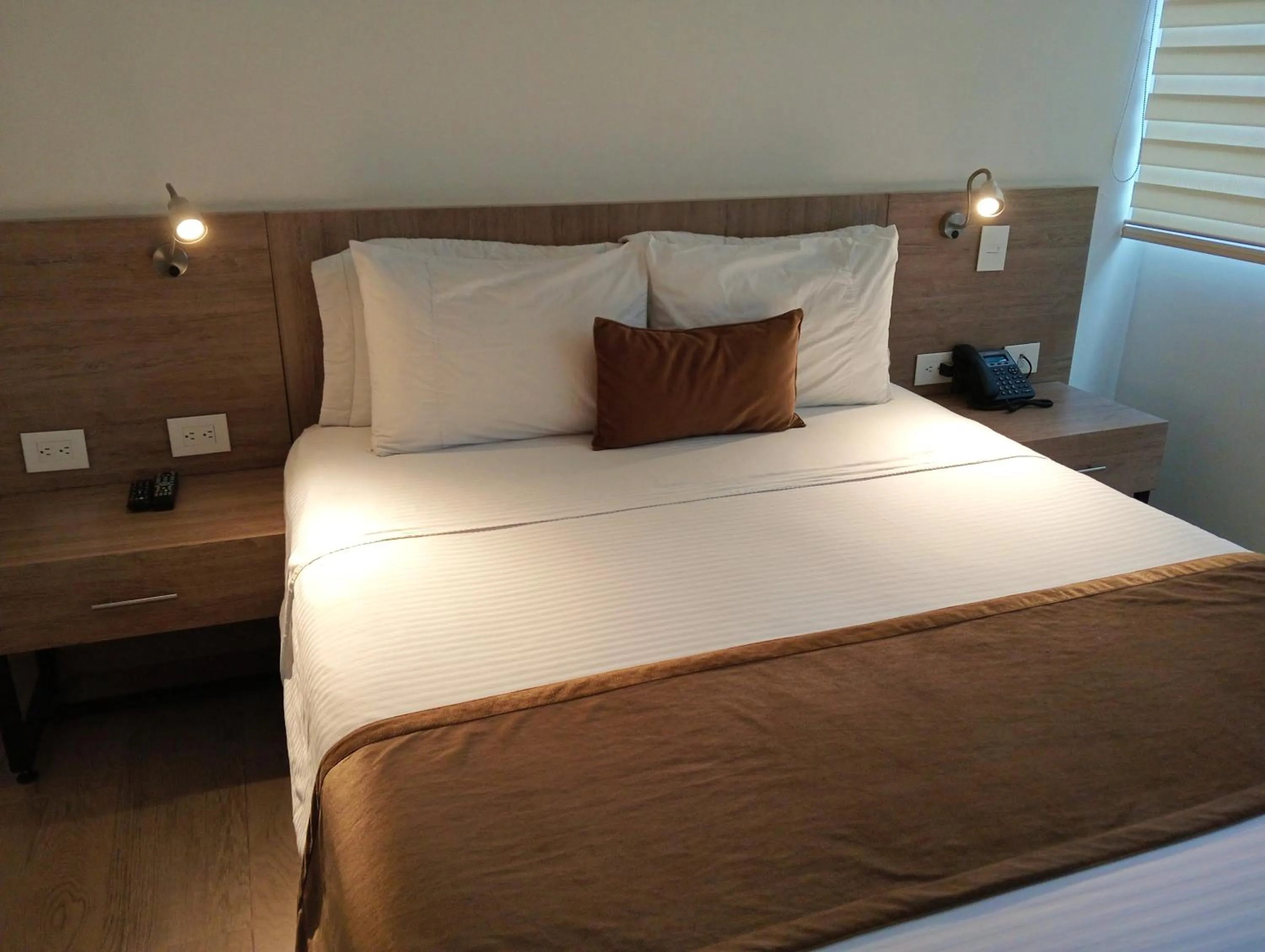 Photo of the whole room, Bed in Hotel Lomas 10 Medellin