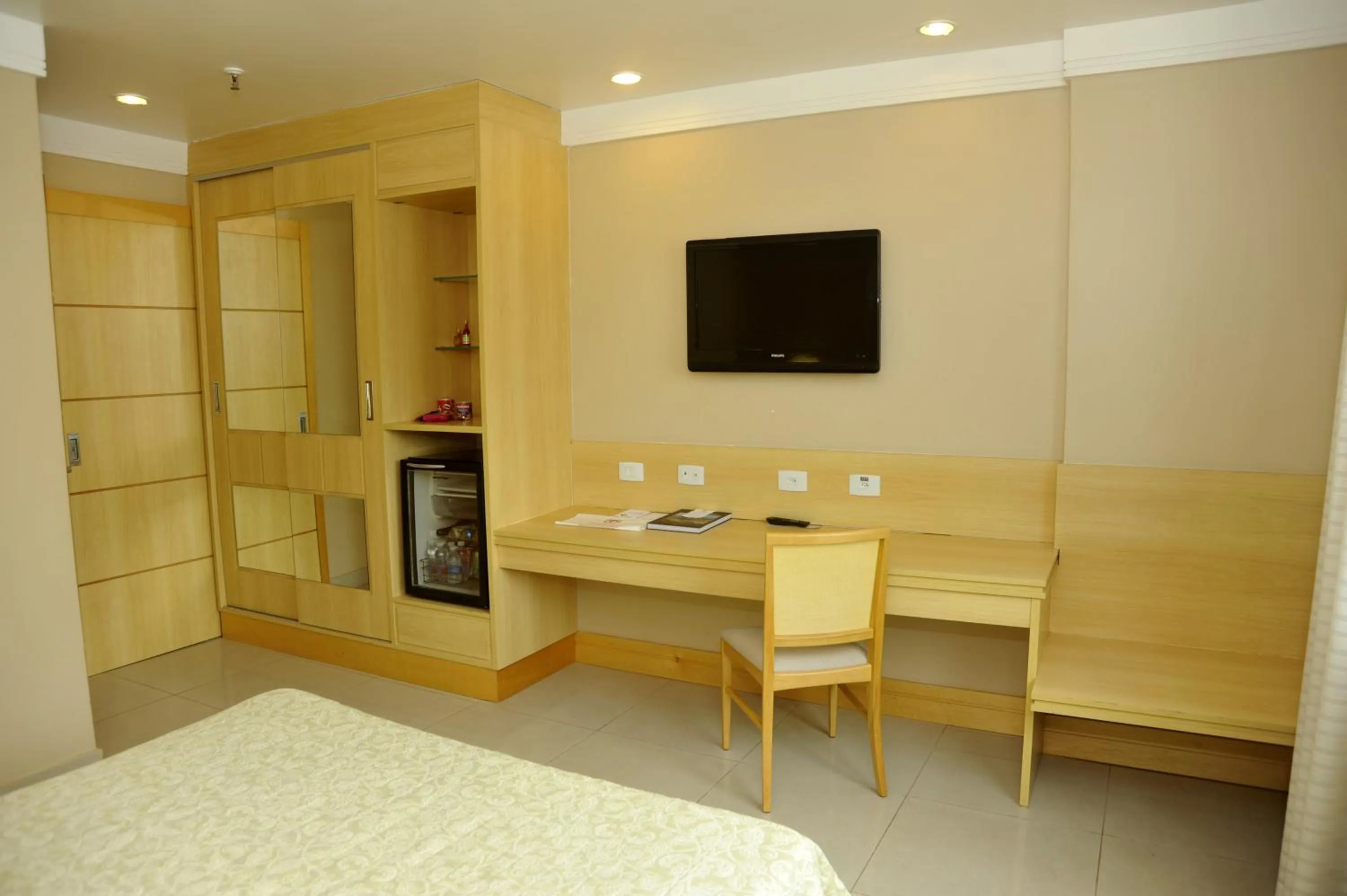 Bed in Hotel Atlântico Copacabana