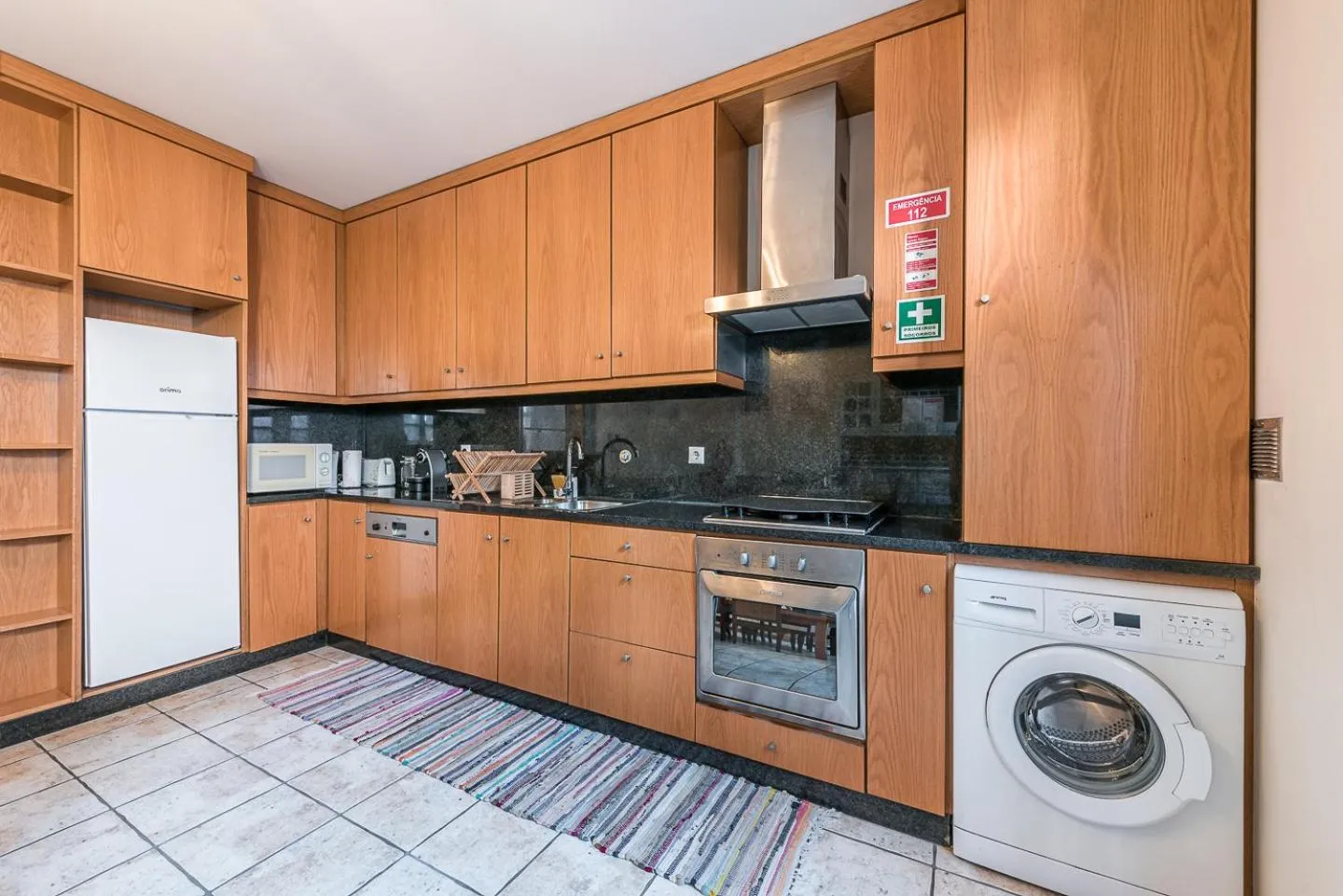 Kitchen or kitchenette in Praça Guest House