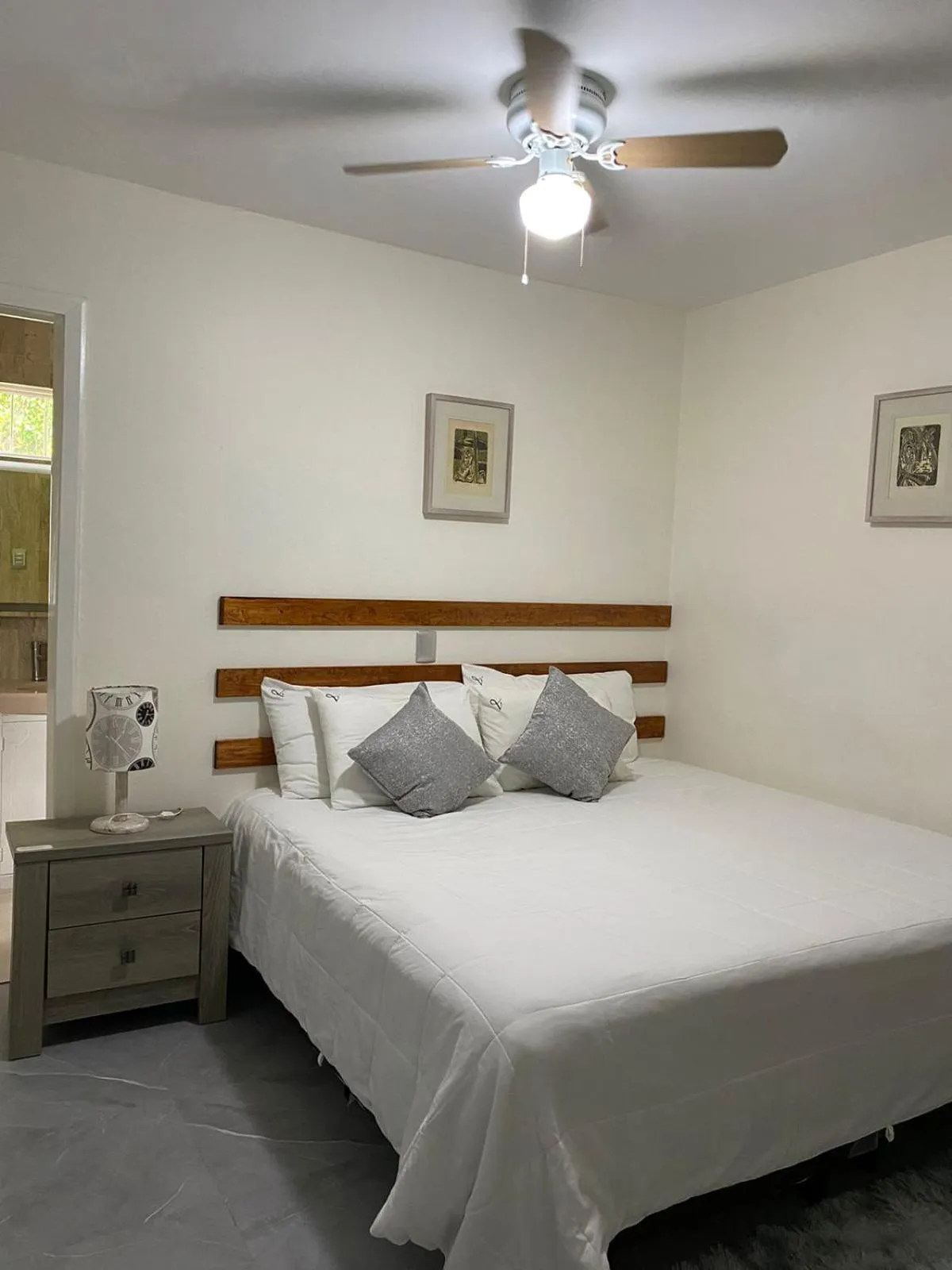 Bed in Victoria Hotel y Spa