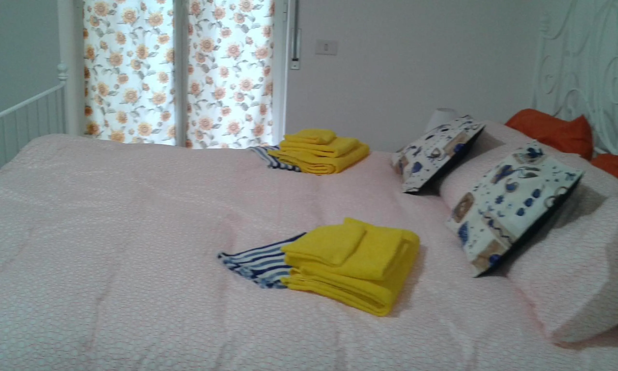 Bed in I Colori di Salvator Rosa