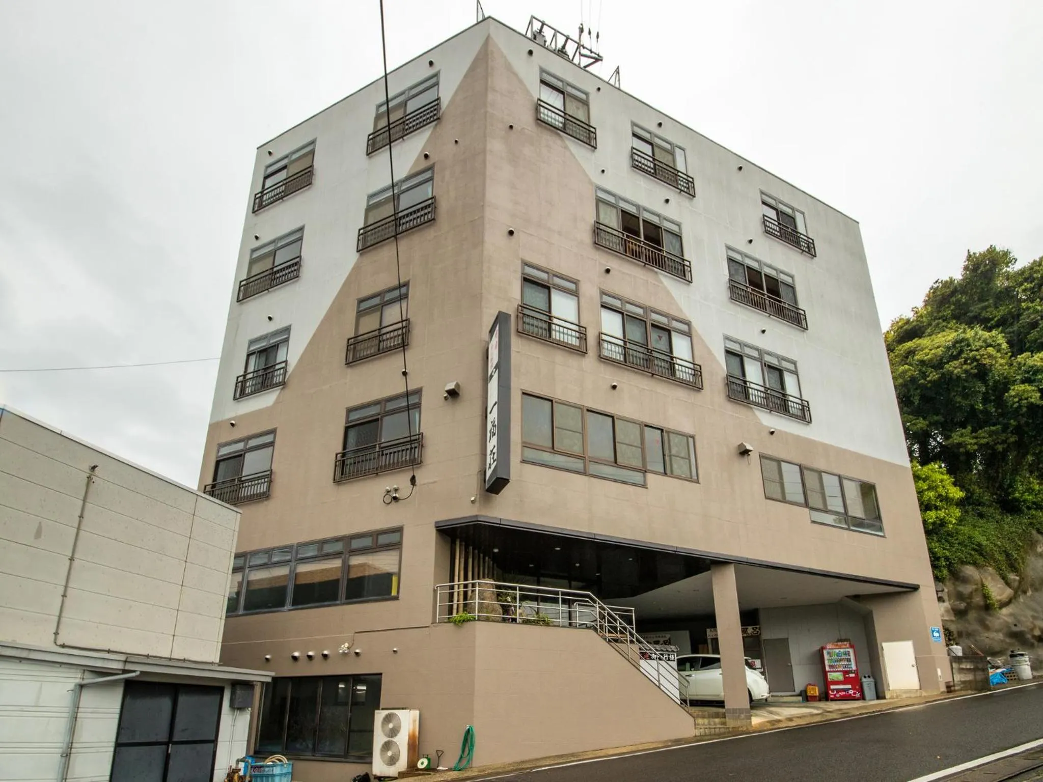 Facade/entrance in Ichifukuso