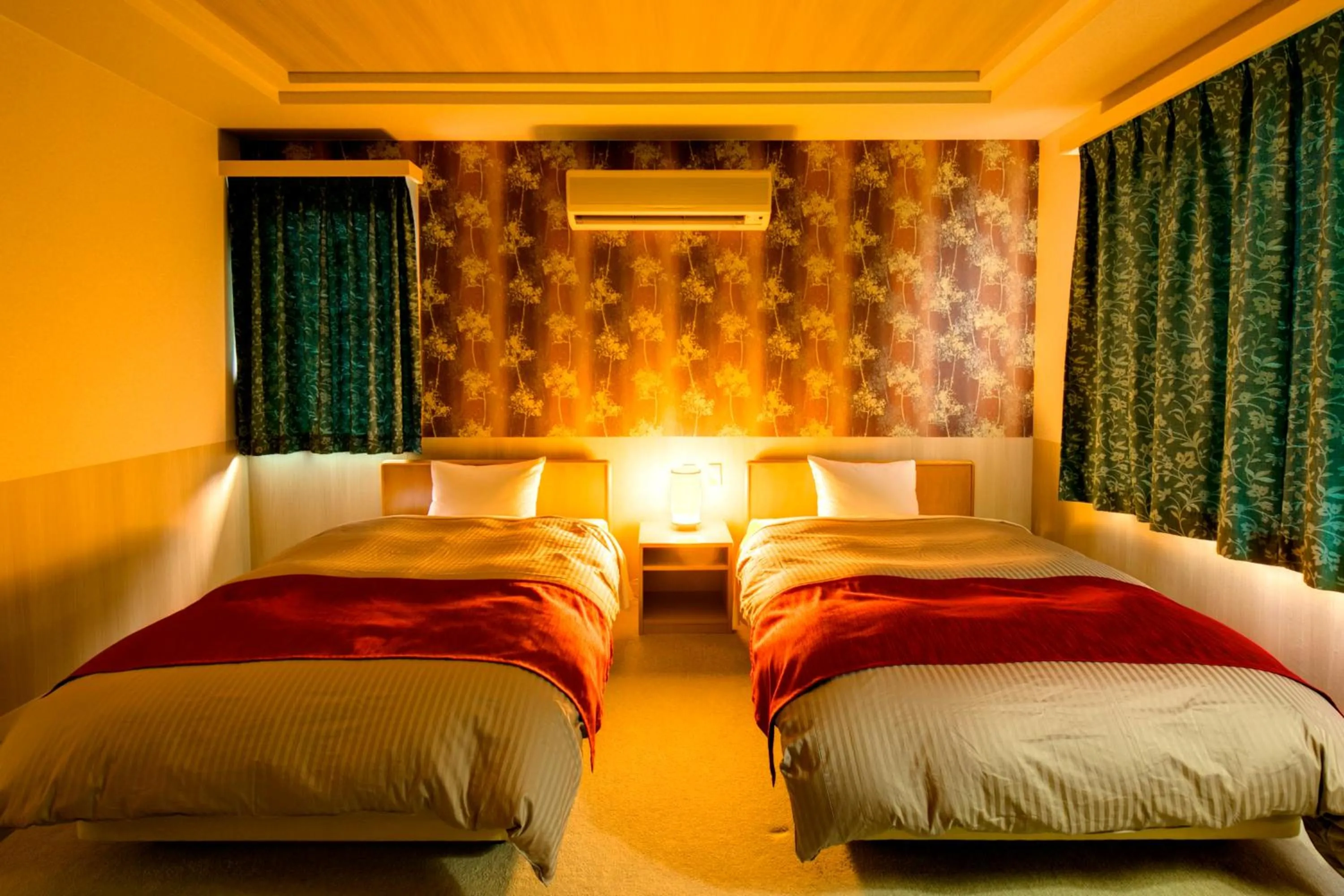 Bed in Sundance Resort Hakone Gora
