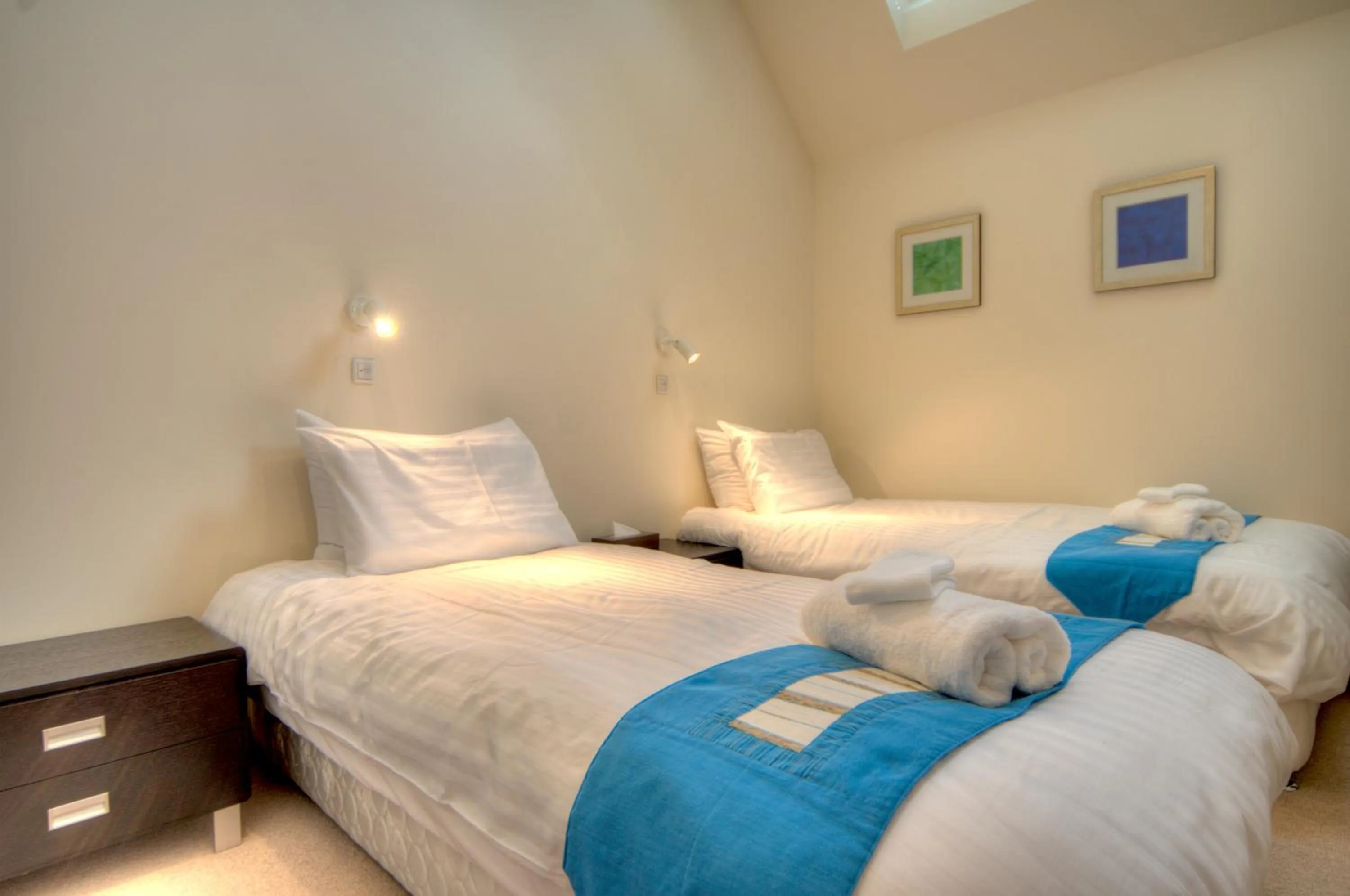 Bedroom, Bed in Gouka Chalet